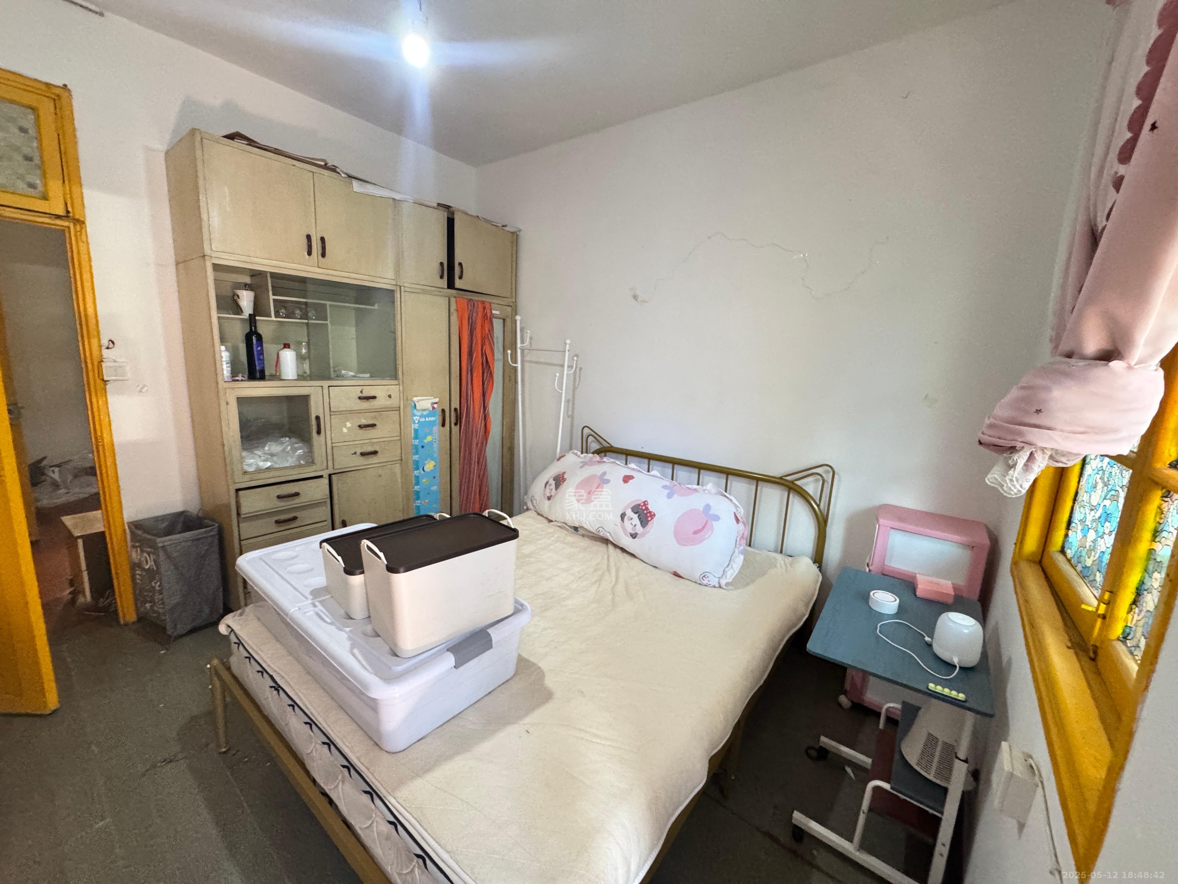 解放四村626号(长沙市三医院宿舍)  3室1厅1卫    1600.0元/月 解放四村626号(长沙市三医院宿舍)  3室1厅1卫    1600.0元/月室内图