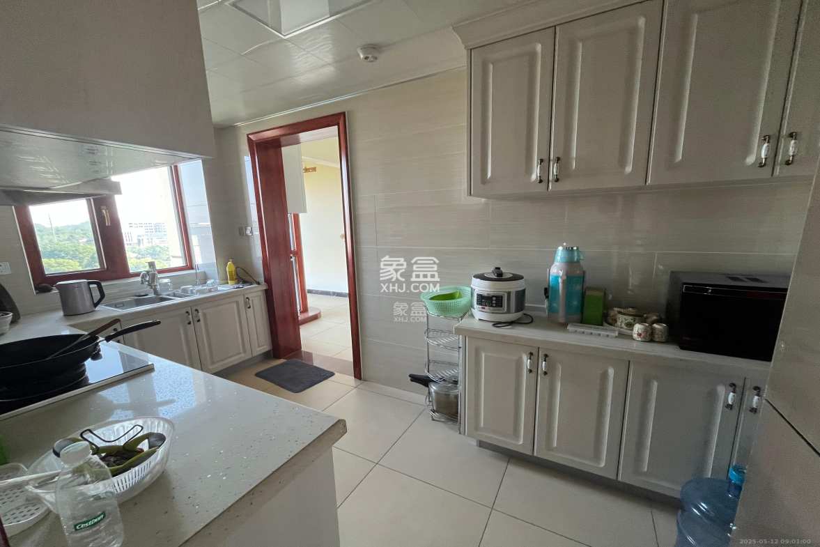 佳兆业君汇上品 4室2厅2卫 3800.0元/月 佳兆业君汇上品 4室2厅2卫 3800.0元/月室内图