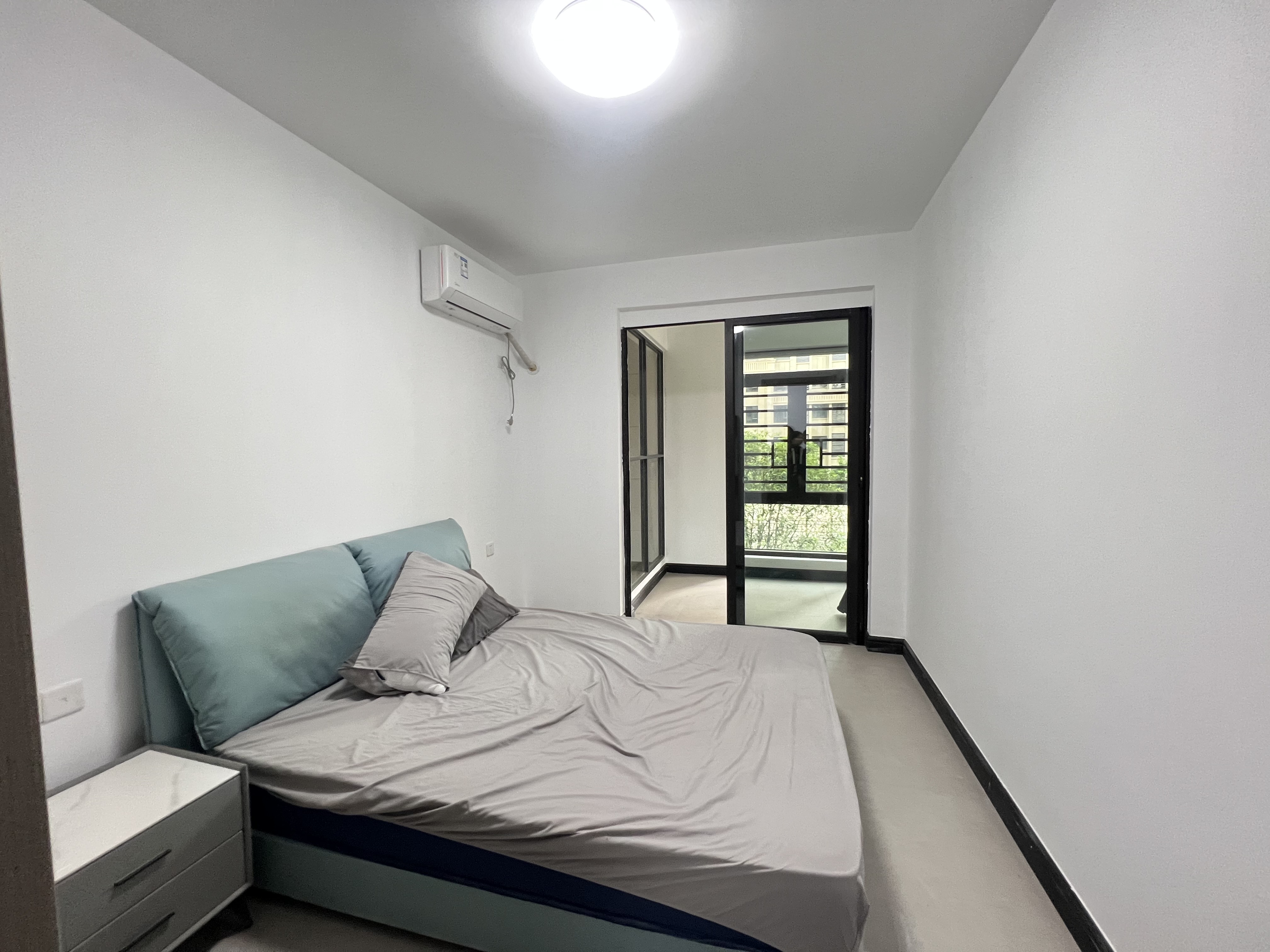 荣盛碧桂园铂悦府  4室2厅2卫    80.8万 荣盛碧桂园铂悦府  4室2厅2卫    80.8万客厅