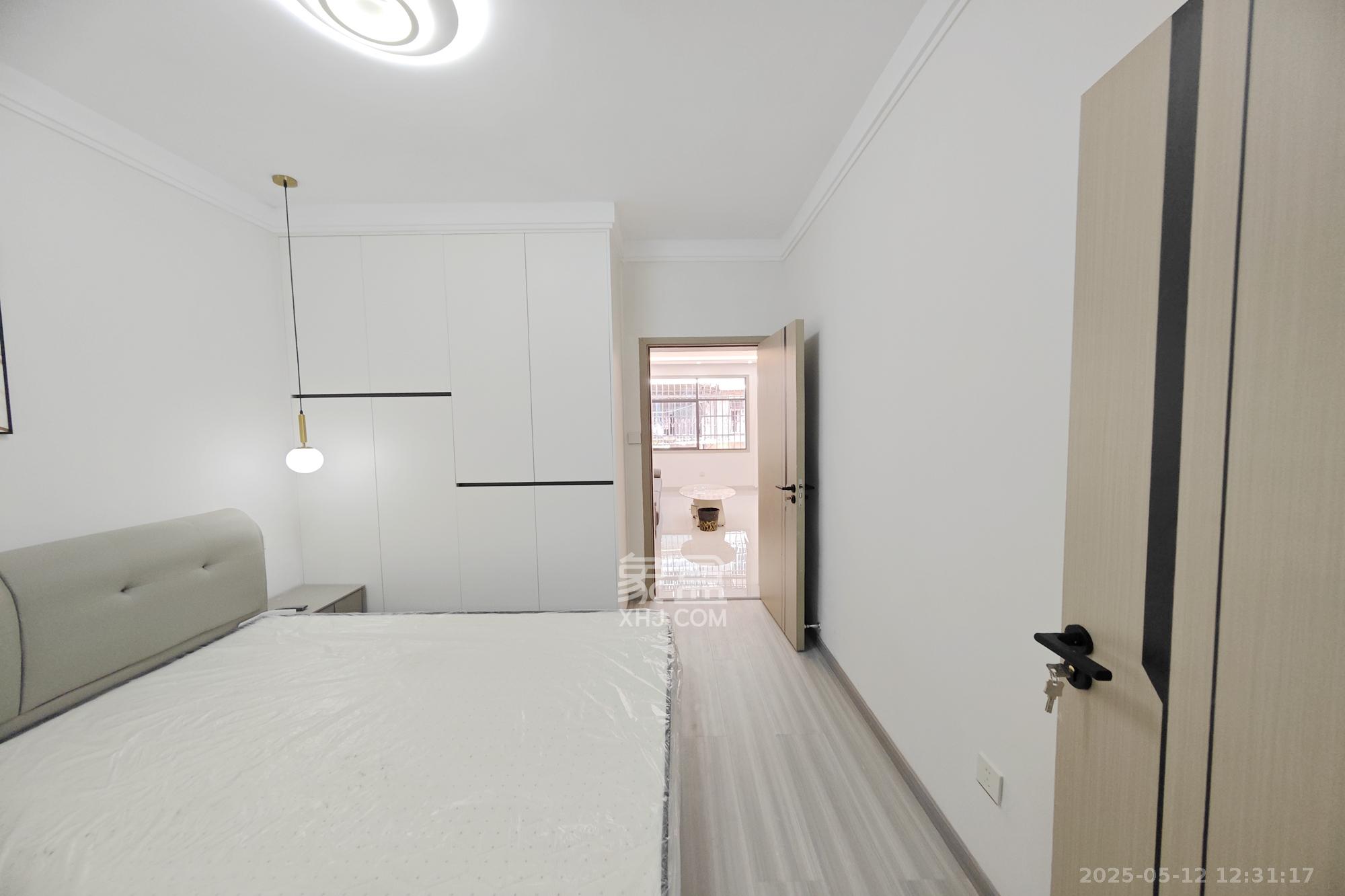 阿弥岭一二片  3室1厅1卫    59.8万 阿弥岭一二片  3室1厅1卫    59.8万卧室