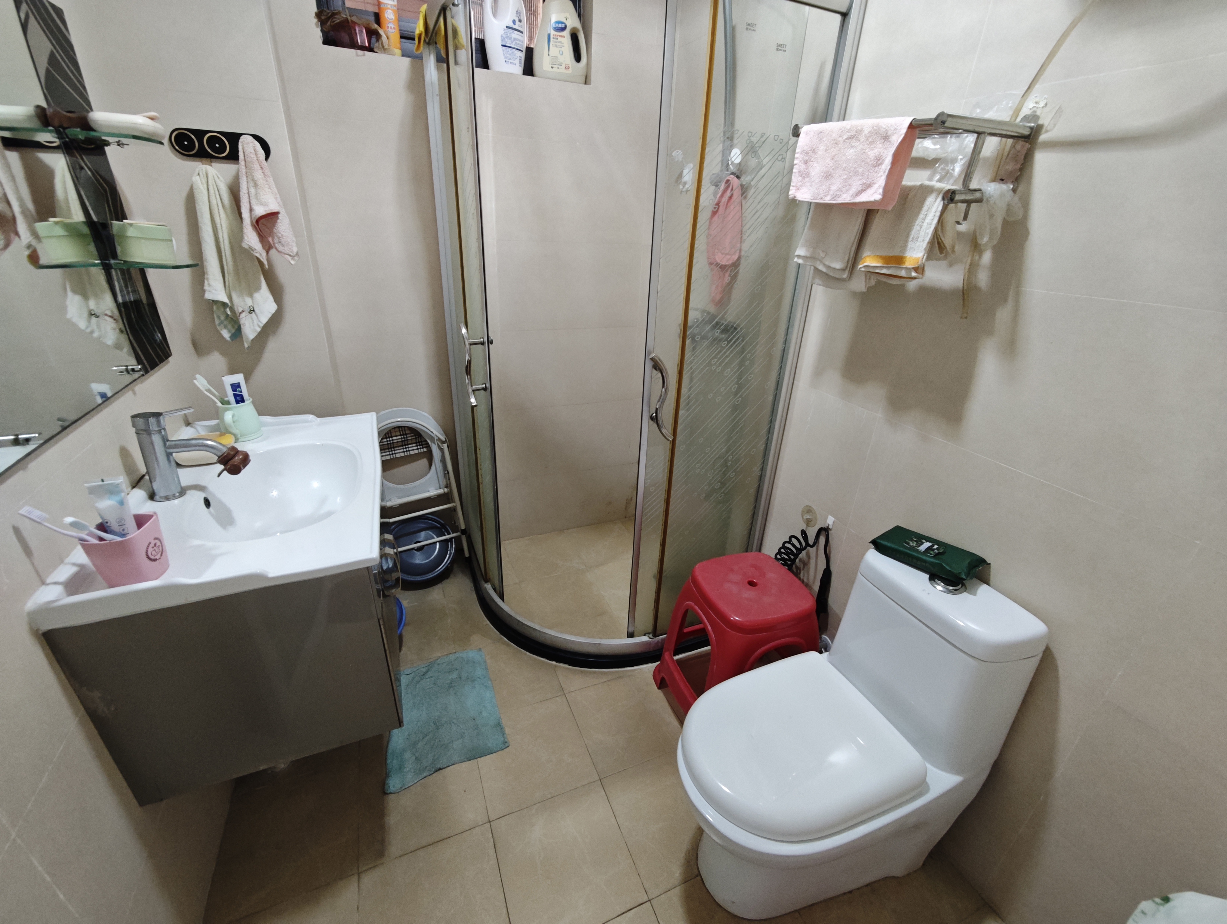 江畔人家  2室2厅1卫   2300.00元/月室内图