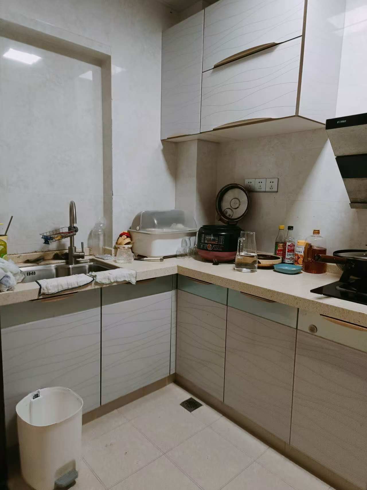 昌茂水木清华  2室2厅1卫    115.0万 昌茂水木清华  2室2厅1卫    115.0万