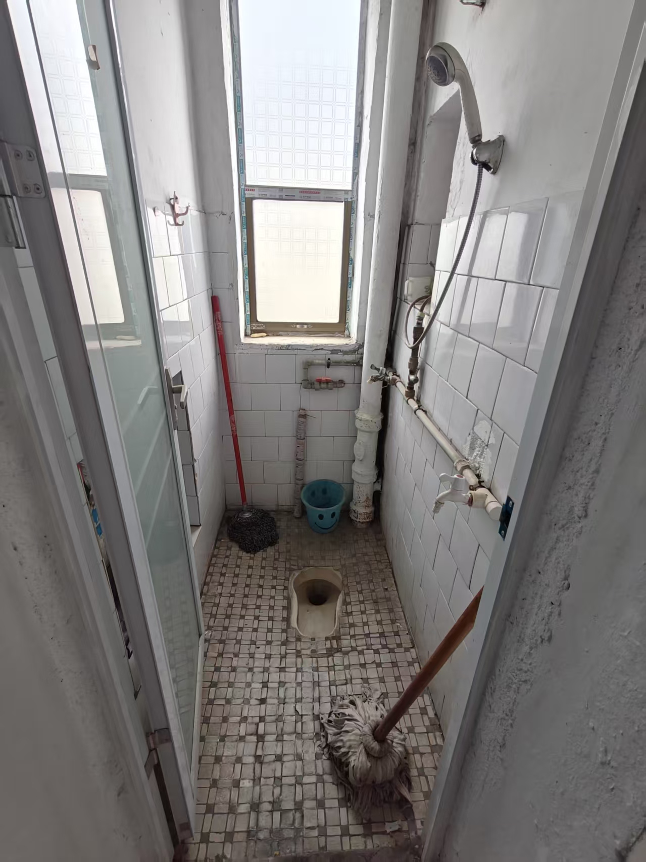 梓园社区(麻纺厂宿舍) 2室1厅1卫 200.0元/月 梓园社区(麻纺厂宿舍) 2室1厅1卫 200.0元/月室内图