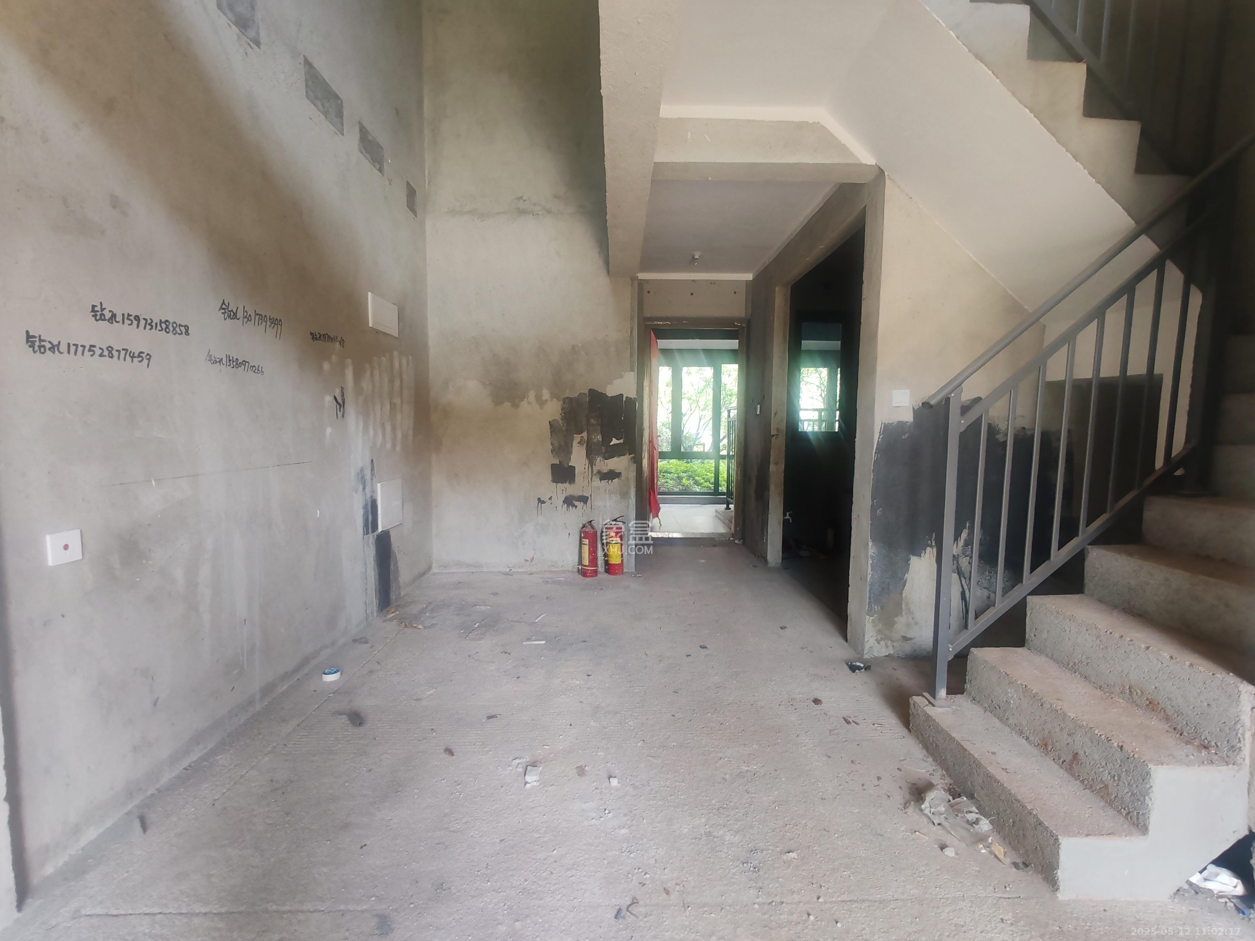 金辉优步星樾 3室2厅2卫 1500.0元/月 金辉优步星樾 3室2厅2卫 1500.0元/月室内图