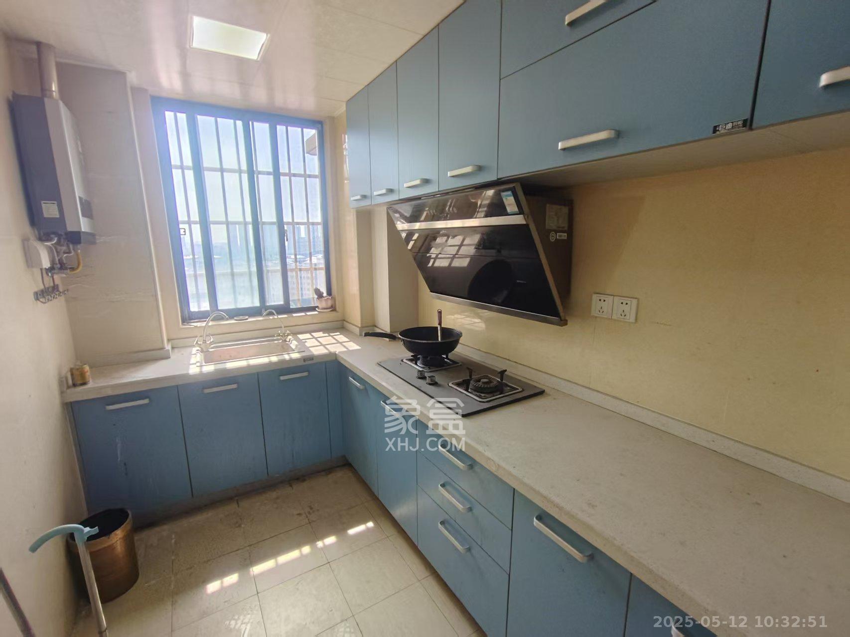 达意新城 2室2厅1卫 1000.0元/月 达意新城 2室2厅1卫 1000.0元/月室内图