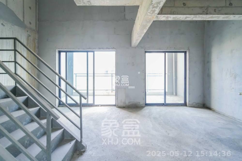 佳兆业城市广场 3室2厅2卫 1000.0元/月 佳兆业城市广场 3室2厅2卫 1000.0元/月室内图