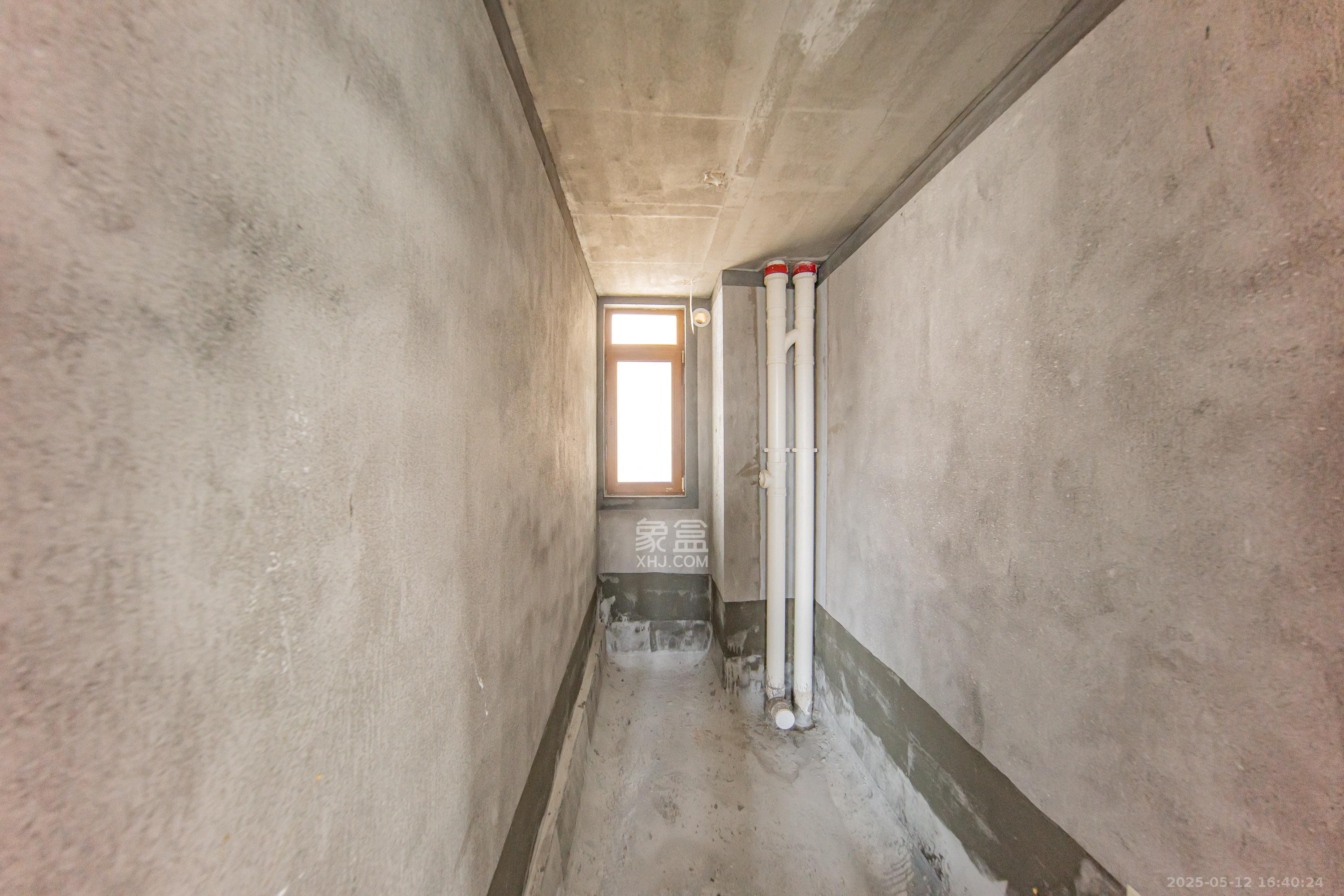 建投象山国际  6室2厅4卫   268.00万卫生间
