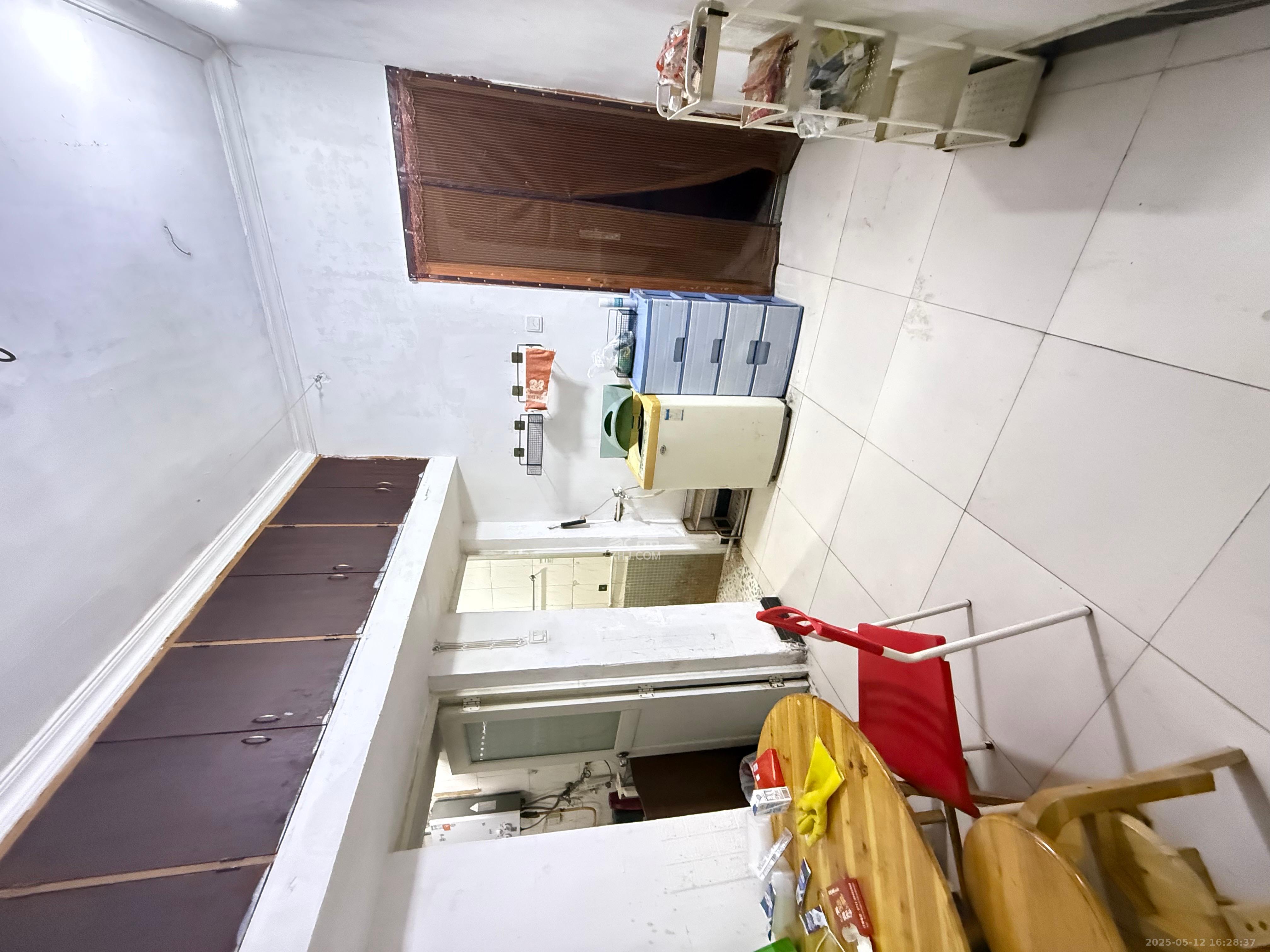 桐荫里社区  2室1厅1卫   1600.00元/月室内图