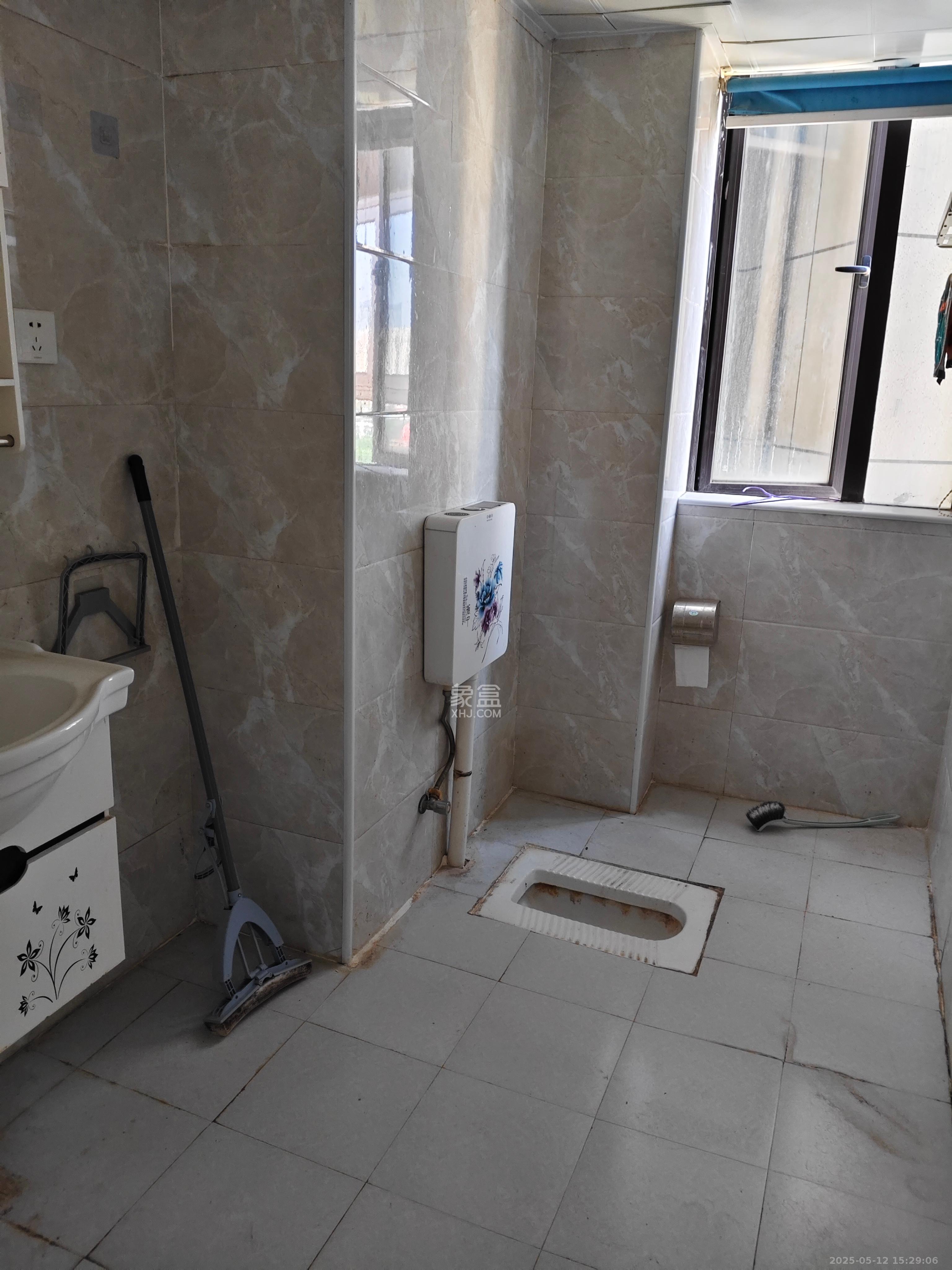 中国铁建梅溪青秀二期  3室2厅2卫   2600.00元/月室内图