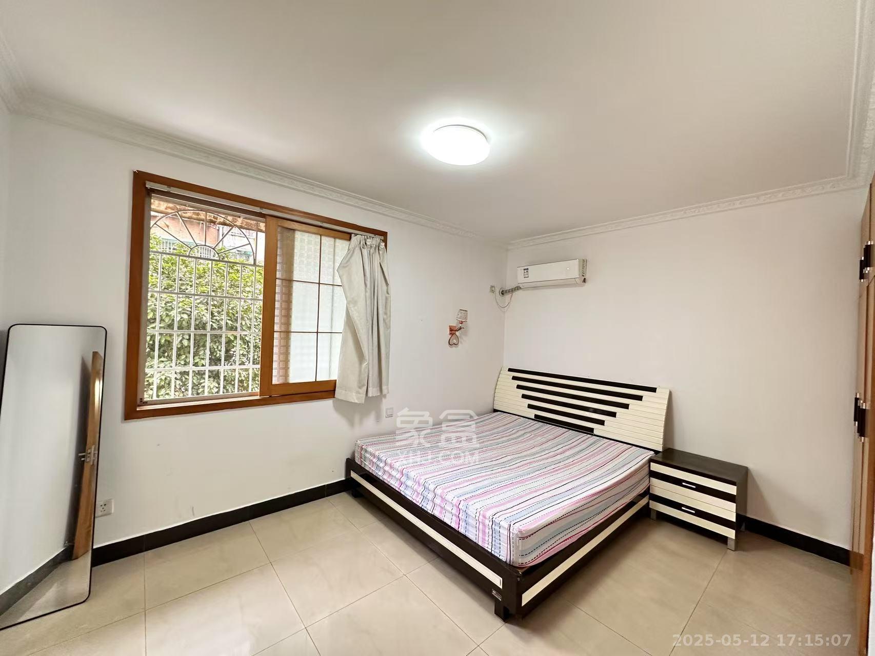 英才园二片 2室2厅2卫 2200.0元/月 英才园二片 2室2厅2卫 2200.0元/月室内图