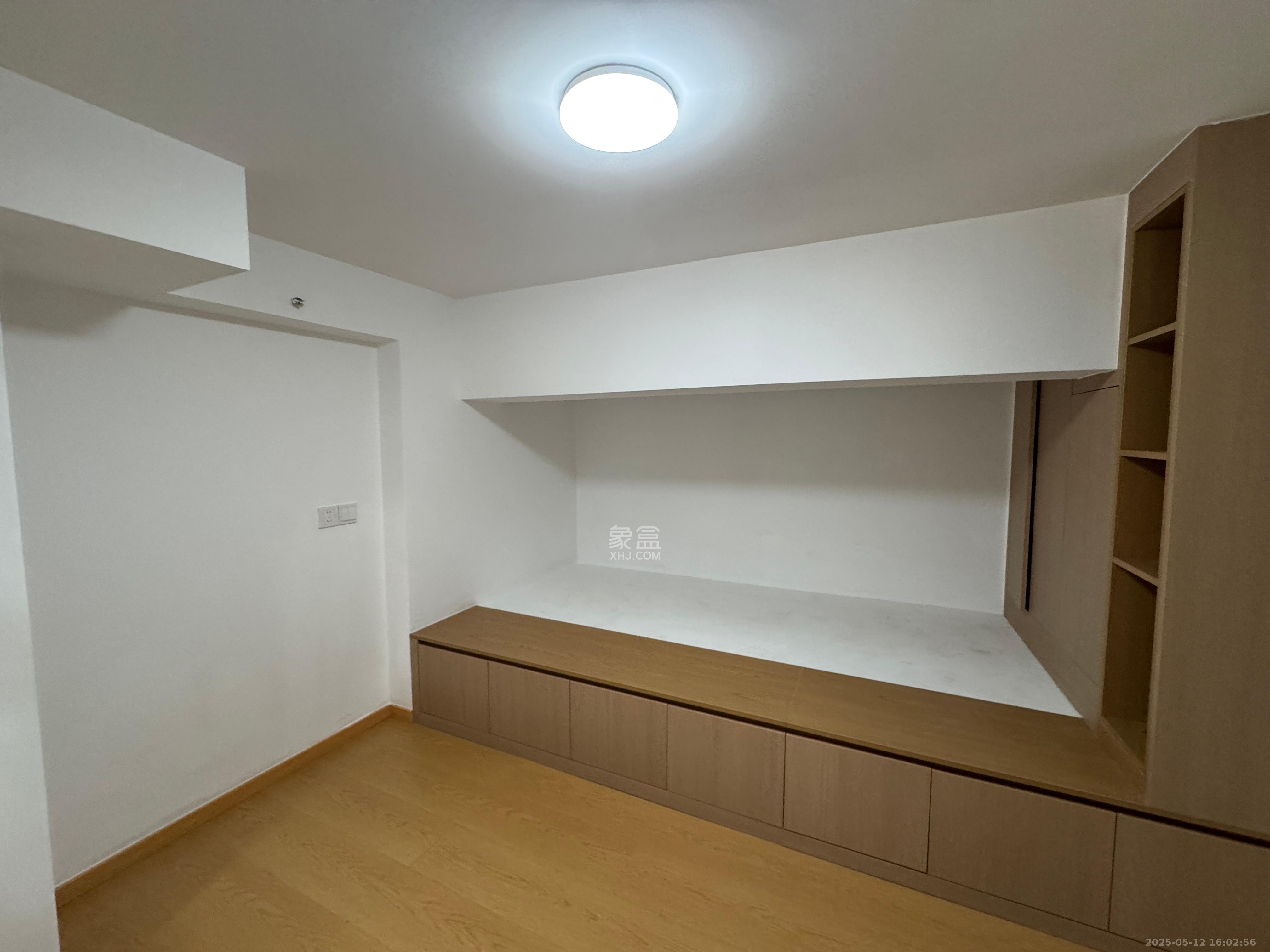 龙湖铂金岛 2室1厅1卫 2000.0元/月 龙湖铂金岛 2室1厅1卫 2000.0元/月室内图