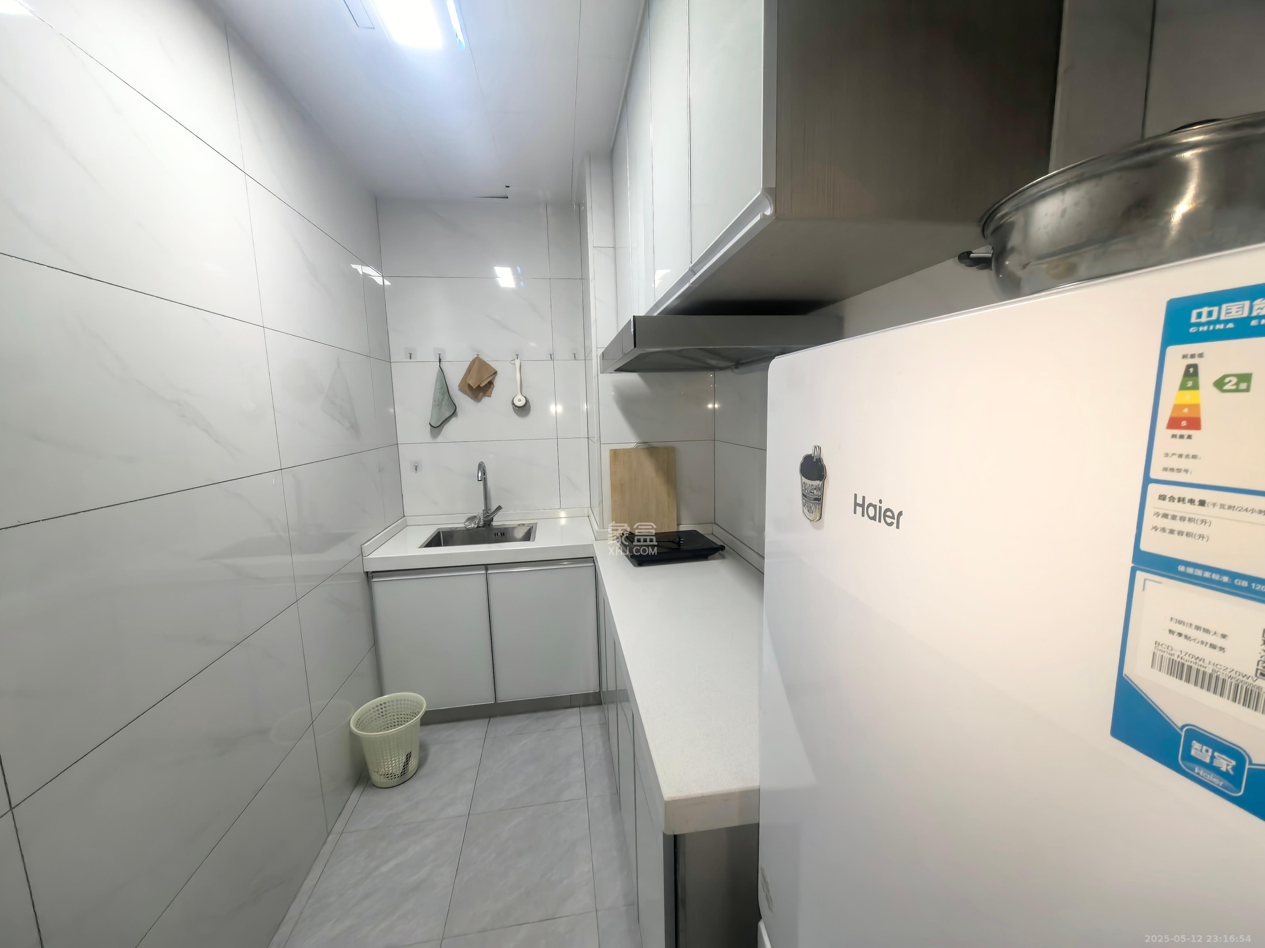 云和华府 1室0厅0卫 1800.0元/月 云和华府 1室0厅0卫 1800.0元/月室内图