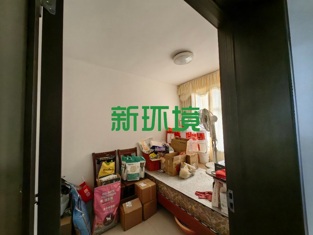 汇景名都  3室2厅2卫   52.80万客厅
