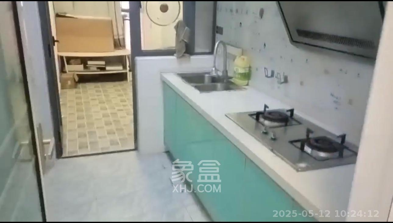 金领家族  3室1厅1卫   2000.00元/月室内图