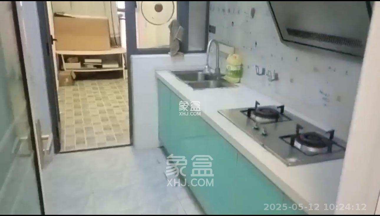 金领家族 3室1厅1卫 1900.0元/月 金领家族 3室1厅1卫 1900.0元/月室内图