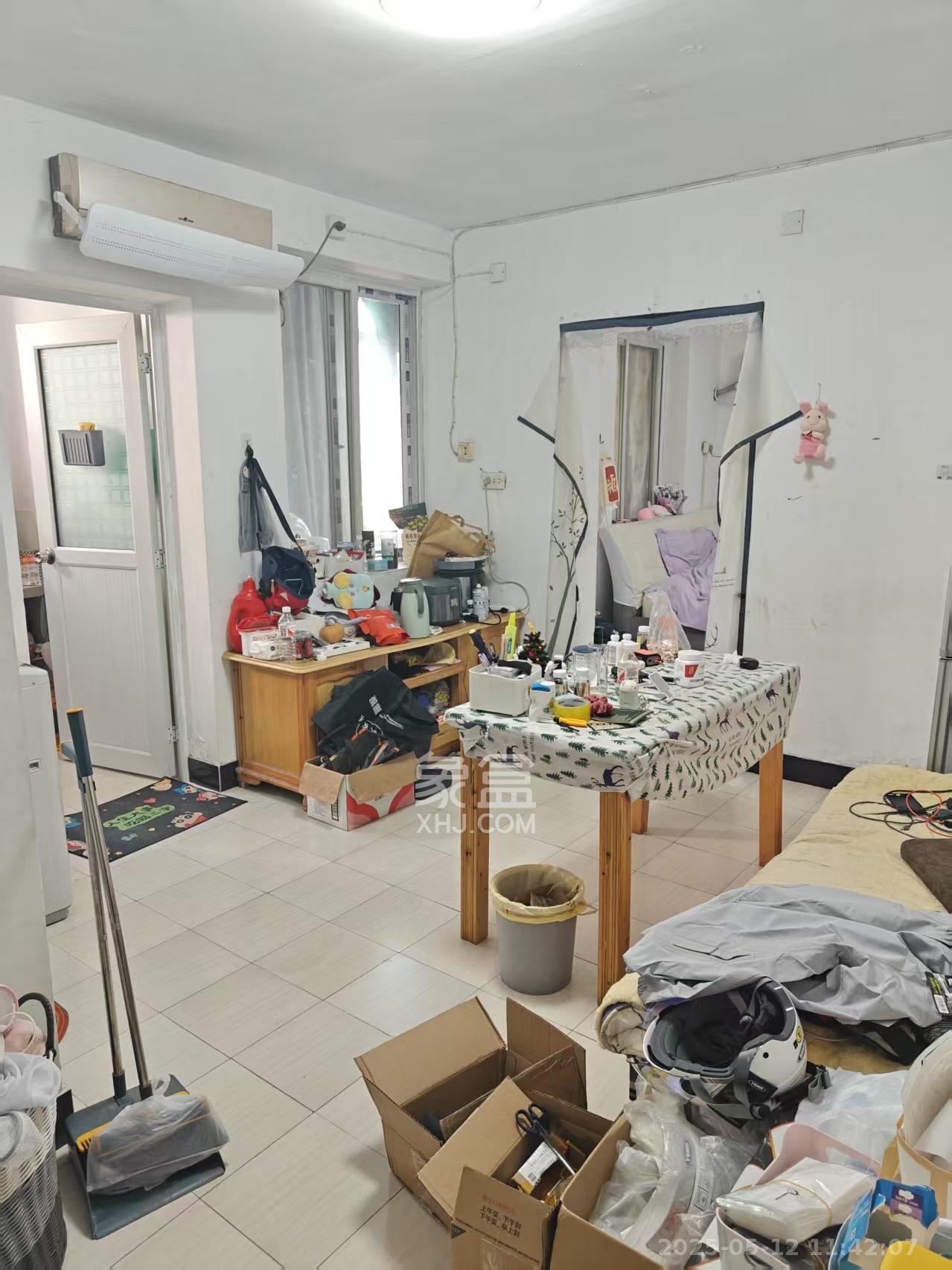 长坡社区  1室1厅1卫   1300.00元/月室内图