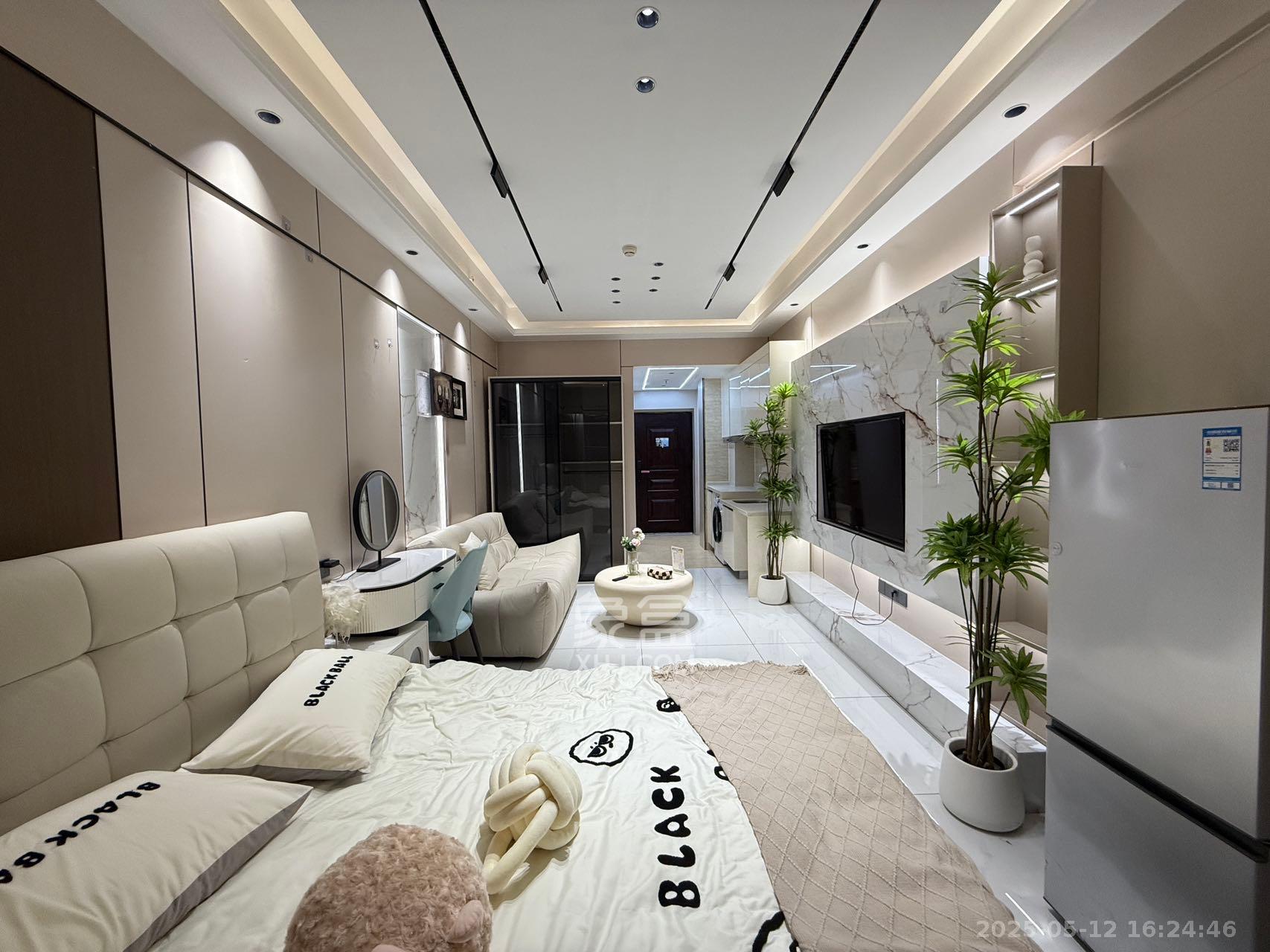 万润时光里  1室1厅1卫    2300.0元/月 万润时光里  1室1厅1卫    2300.0元/月室内图