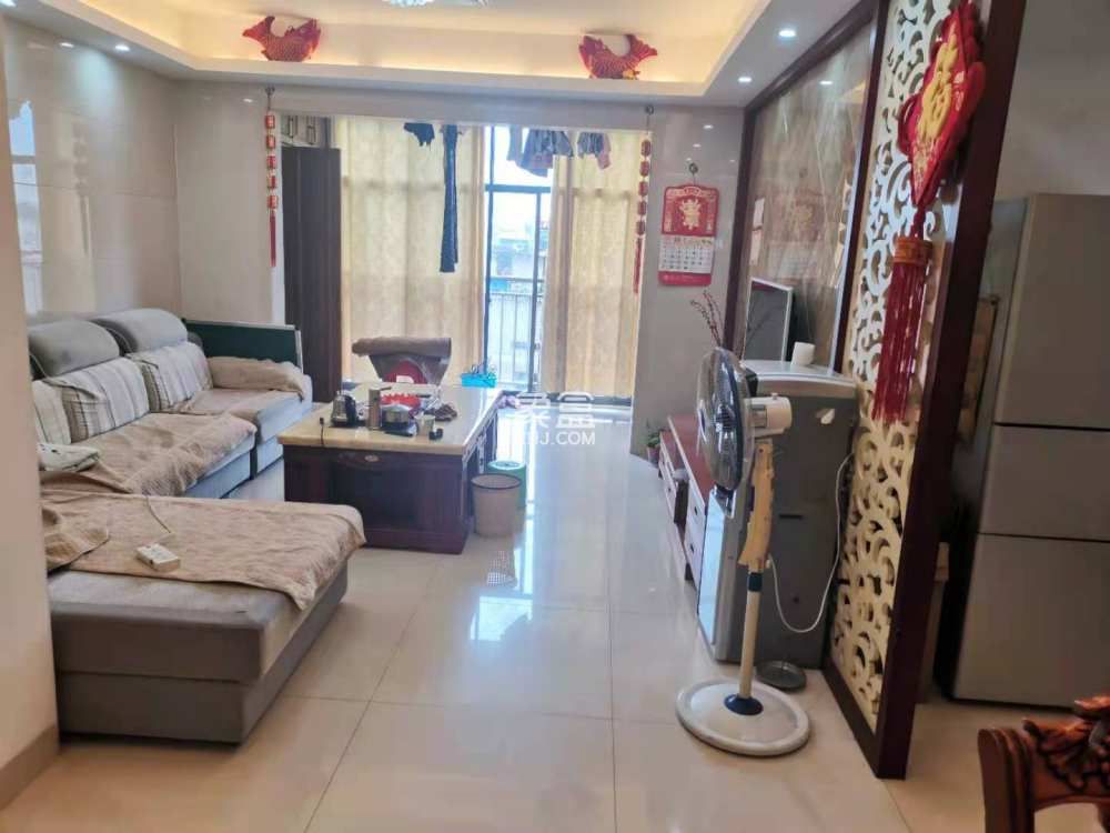 香格里拉 3室0厅0卫 2000.0元/月 香格里拉 3室0厅0卫 2000.0元/月室内图