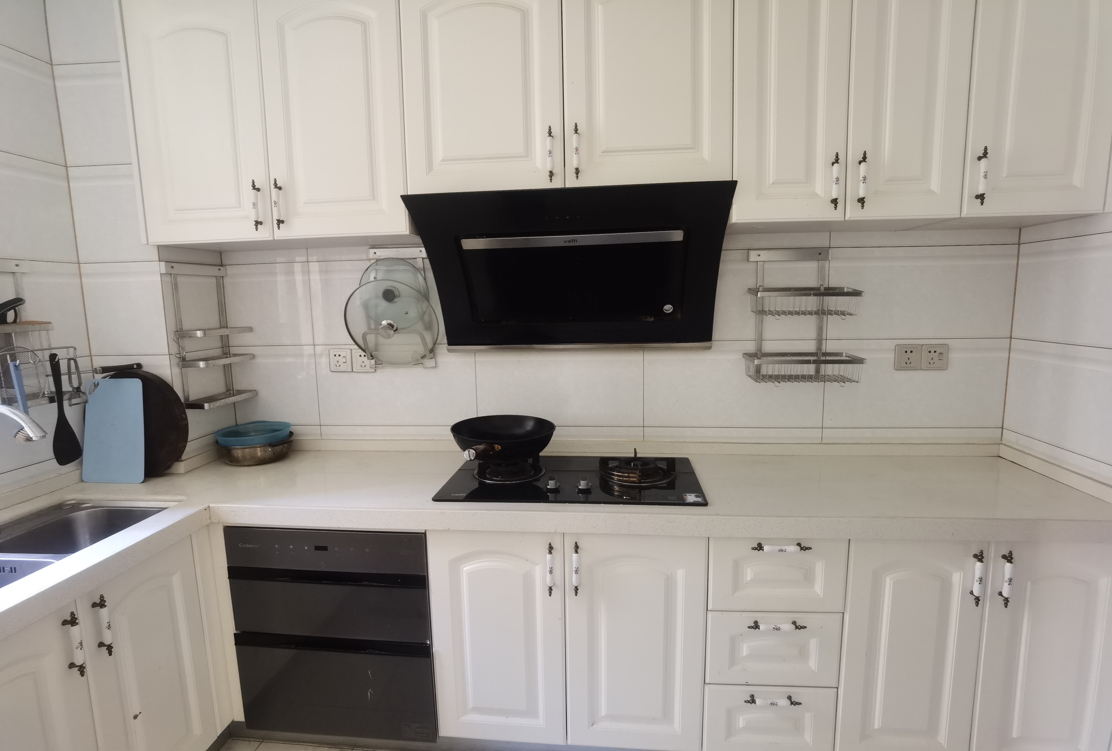 天门壹号 4室2厅2卫 2600.0元/月 天门壹号 4室2厅2卫 2600.0元/月室内图