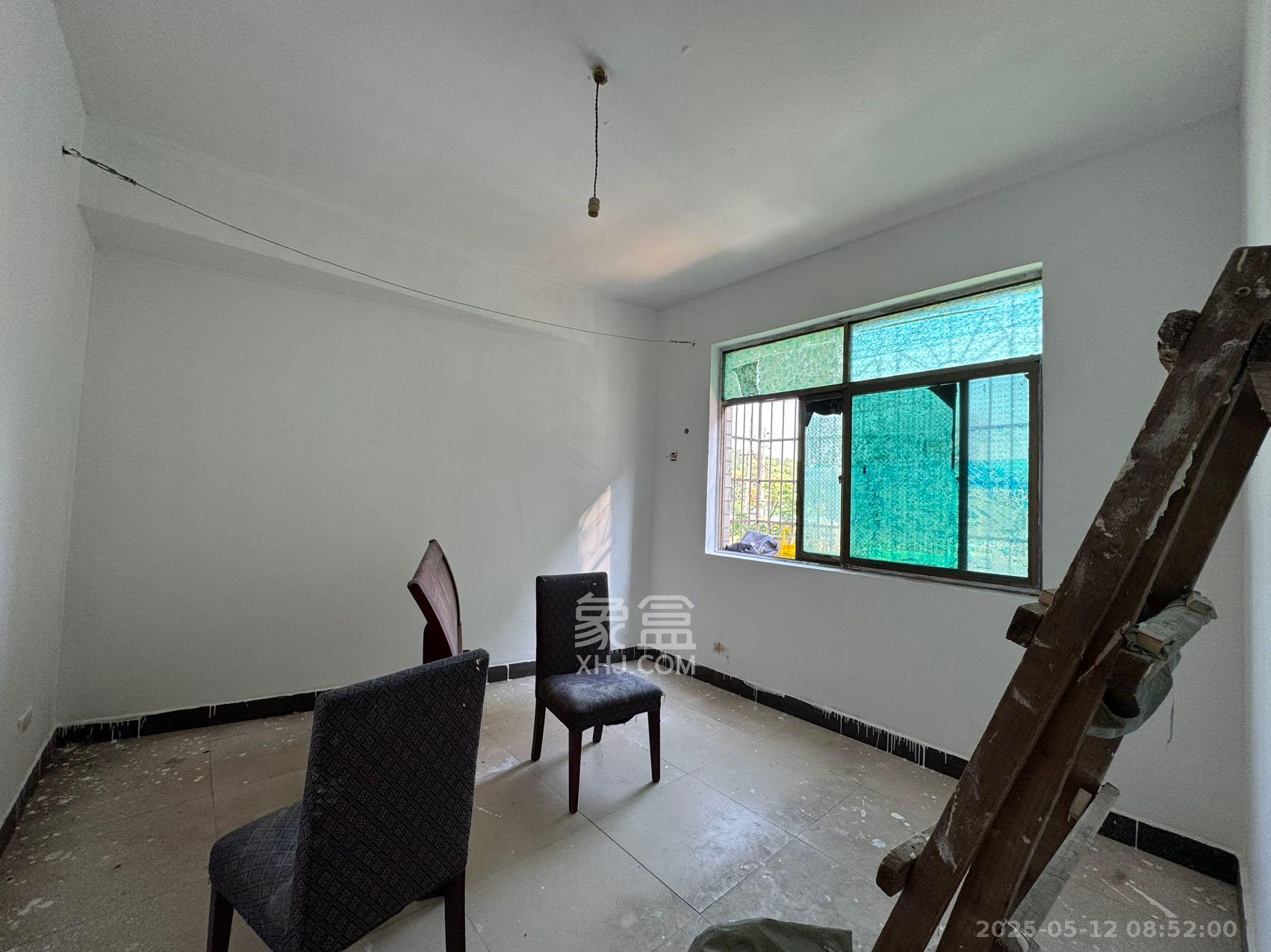 红星糖酒城 2室1厅1卫 1300.0元/月 红星糖酒城 2室1厅1卫 1300.0元/月室内图