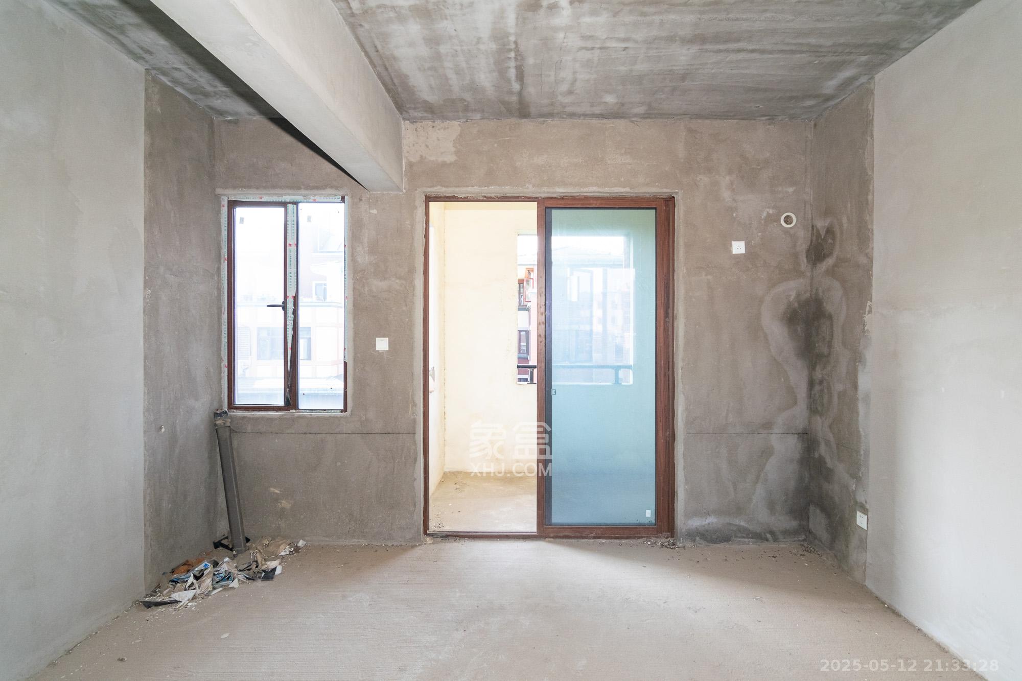 熙庭原著(房聚云台府)  6室2厅2卫    146.0万 熙庭原著(房聚云台府)  6室2厅2卫    146.0万卧室