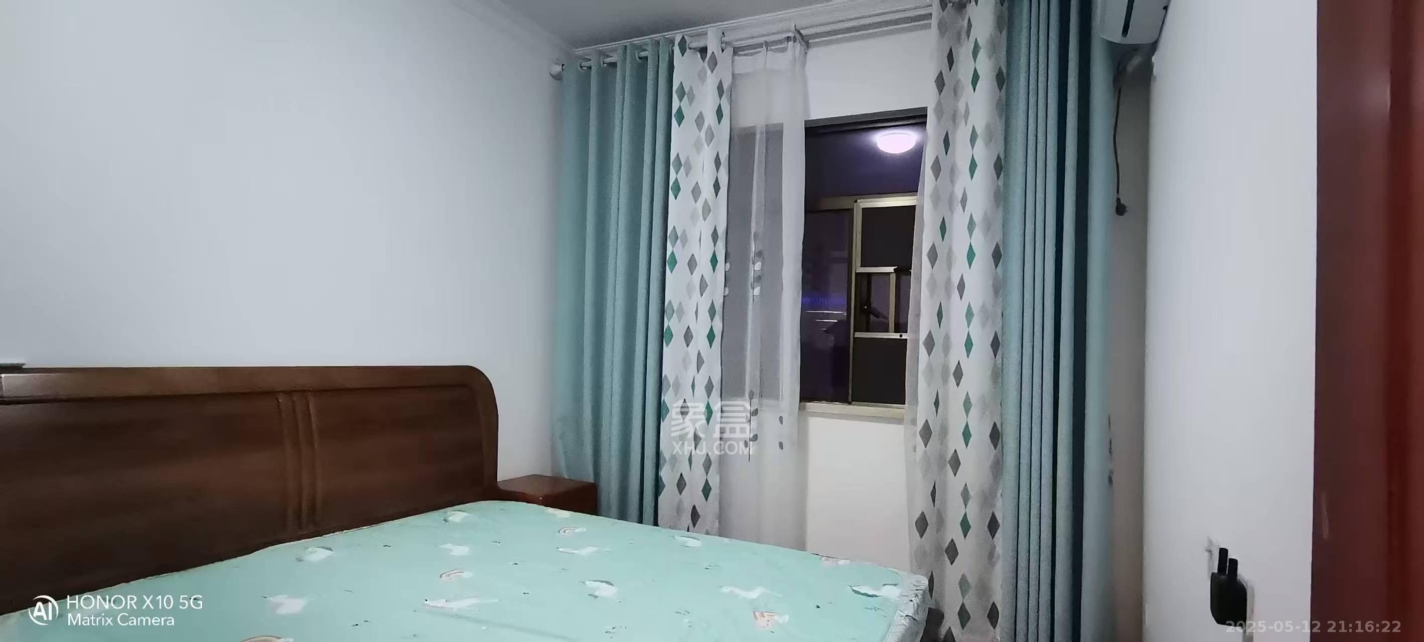 江山帝景哈佛  5室2厅2卫    3000.0元/月室内图