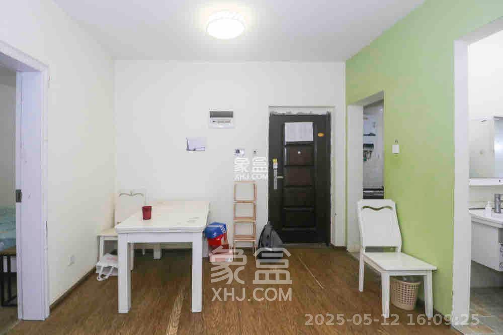 当代滨江MOMA 3室2厅1卫 3000.0元/月 当代滨江MOMA 3室2厅1卫 3000.0元/月室内图