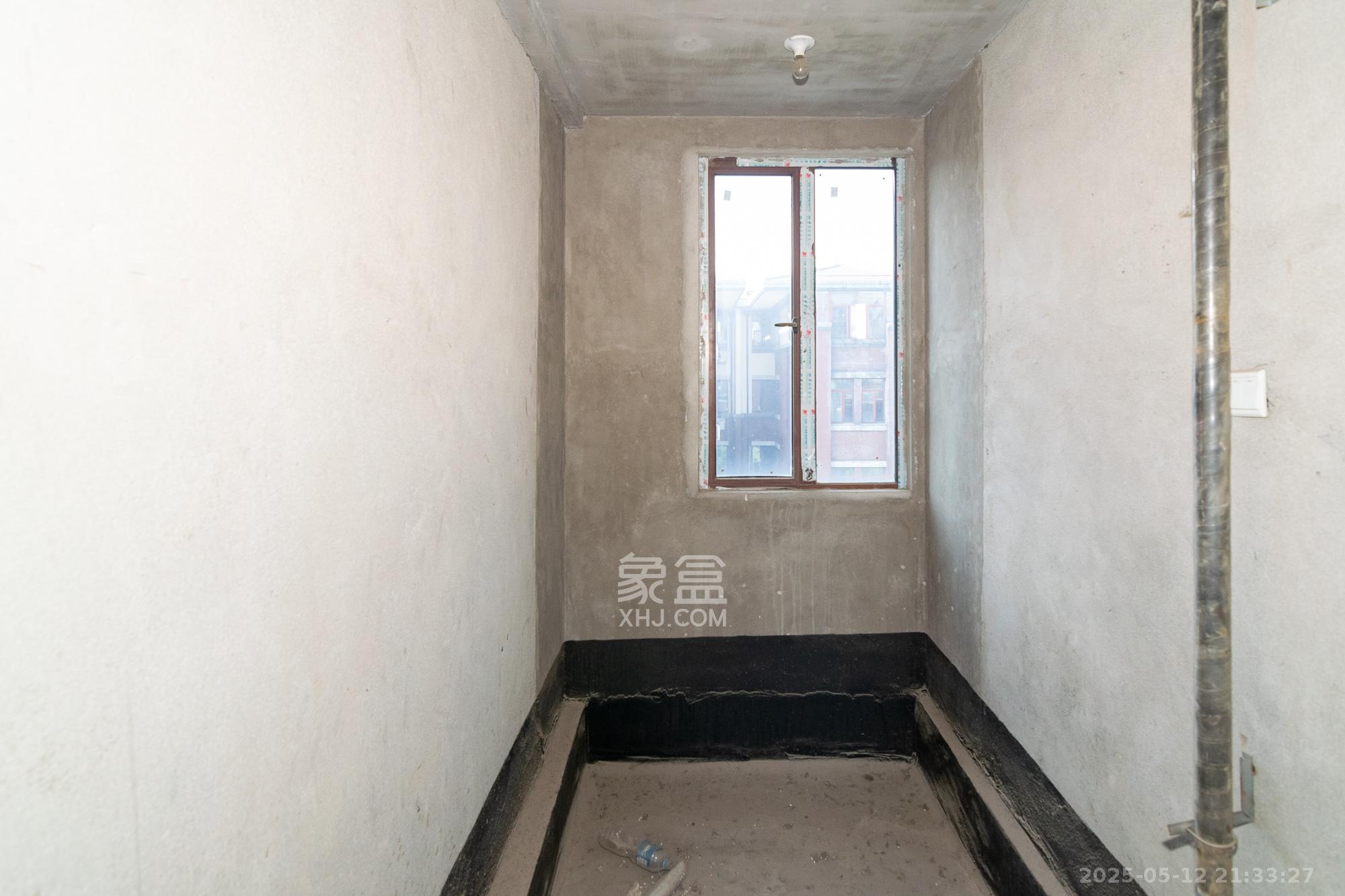 熙庭原著(房聚云台府)  6室2厅2卫    146.0万 熙庭原著(房聚云台府)  6室2厅2卫    146.0万卫生间