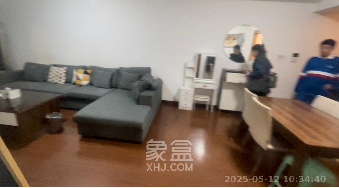 万科魅力之城非凡里  3室2厅1卫   2500.00元/月室内图