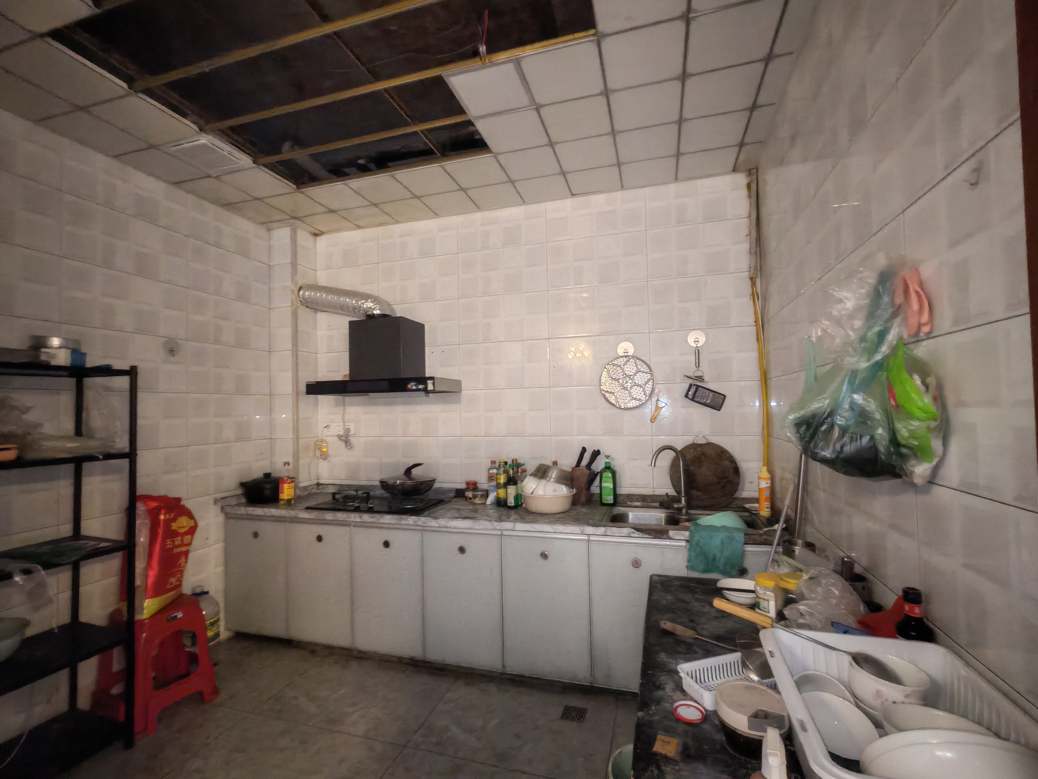 鸿洲江山 1室0厅0卫 9000.0元/月 鸿洲江山 1室0厅0卫 9000.0元/月室内图