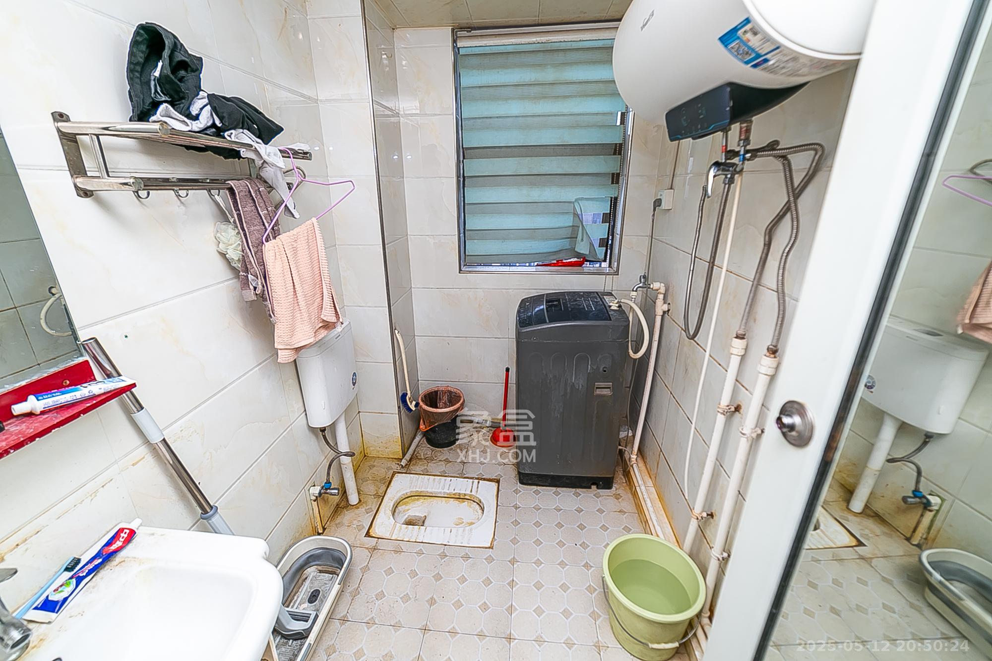 天鸿天府(天鸿中央大院)  4室2厅2卫    160.0万 天鸿天府(天鸿中央大院)  4室2厅2卫    160.0万卫生间