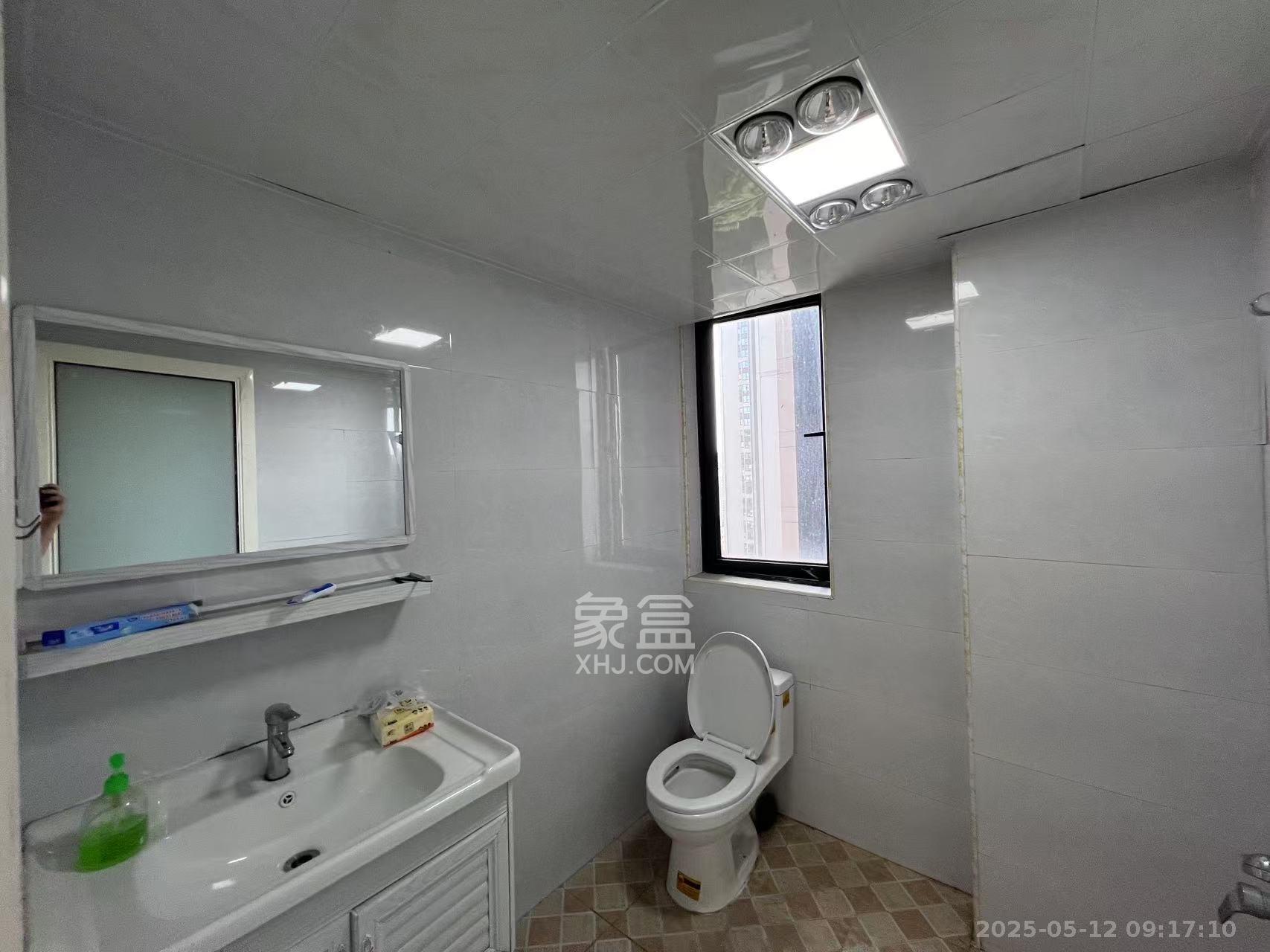 建发中央公园（建发美地）  4室2厅1卫   3200.00元/月室内图