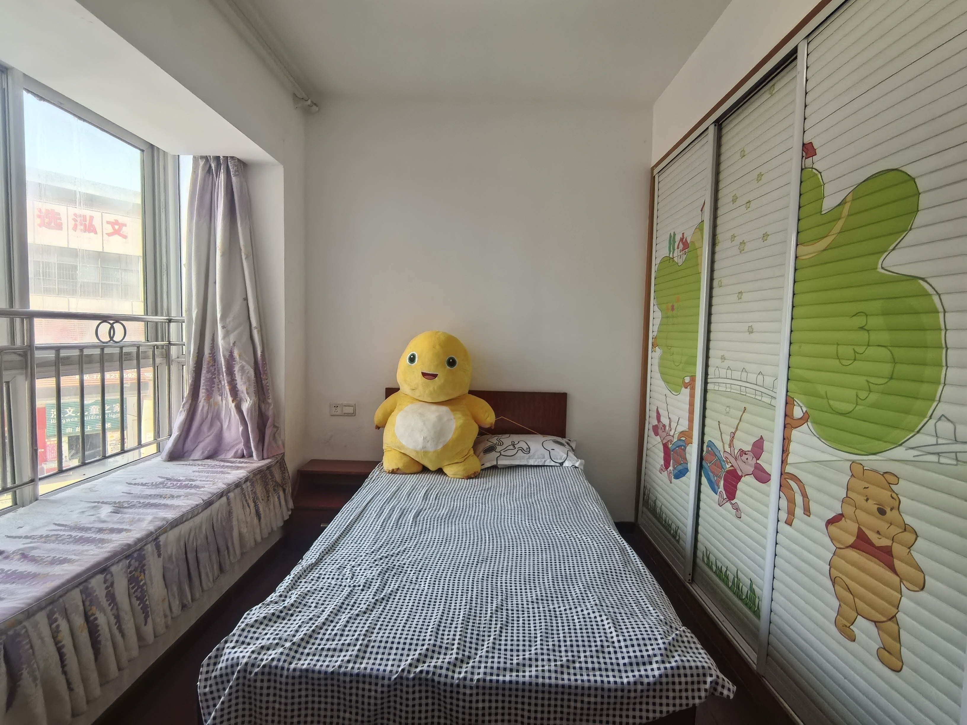 怡馨花地  2室2厅1卫   1200.00元/月室内图