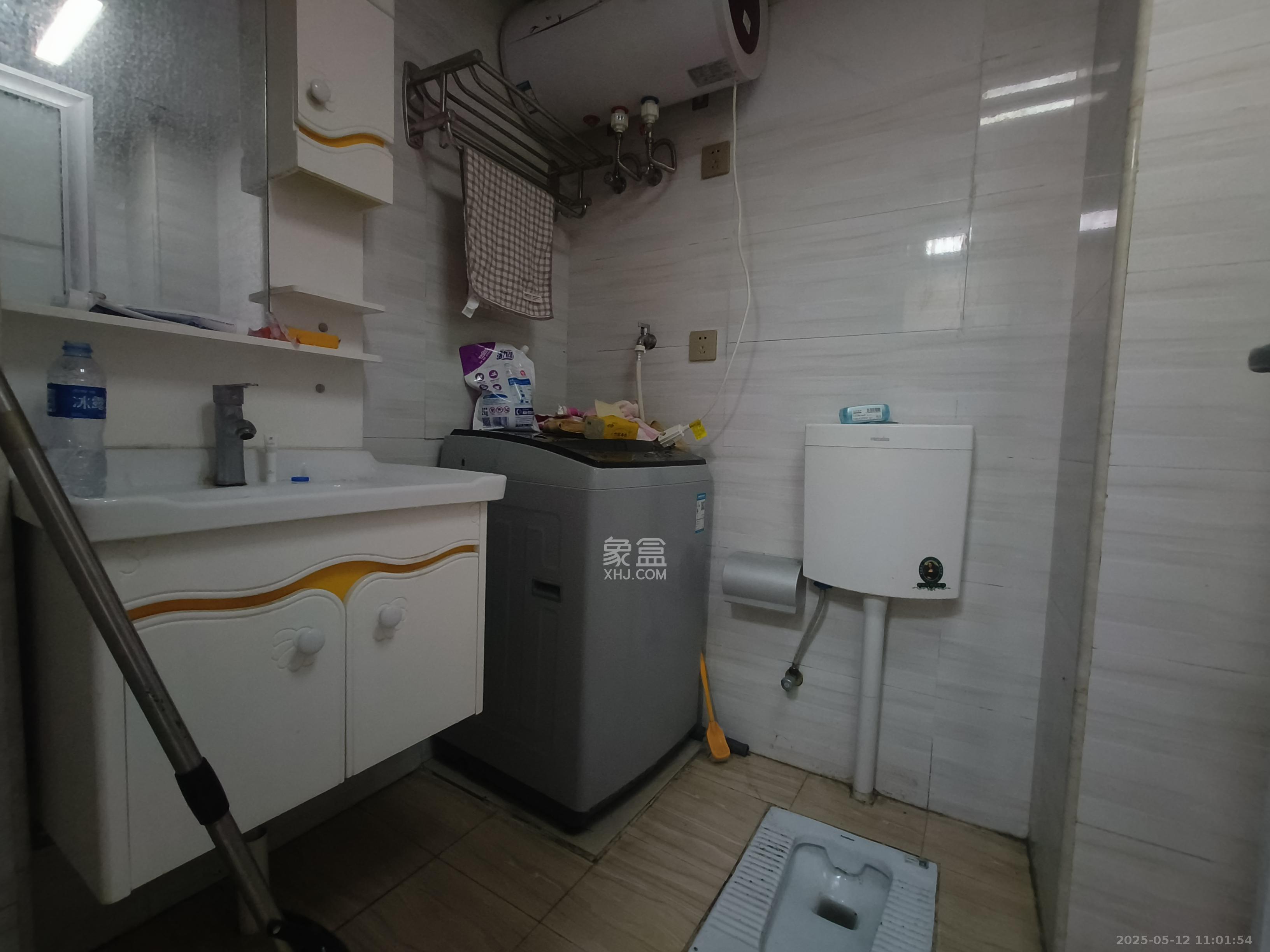 达美D6区  1室1厅1卫   1500.00元/月室内图