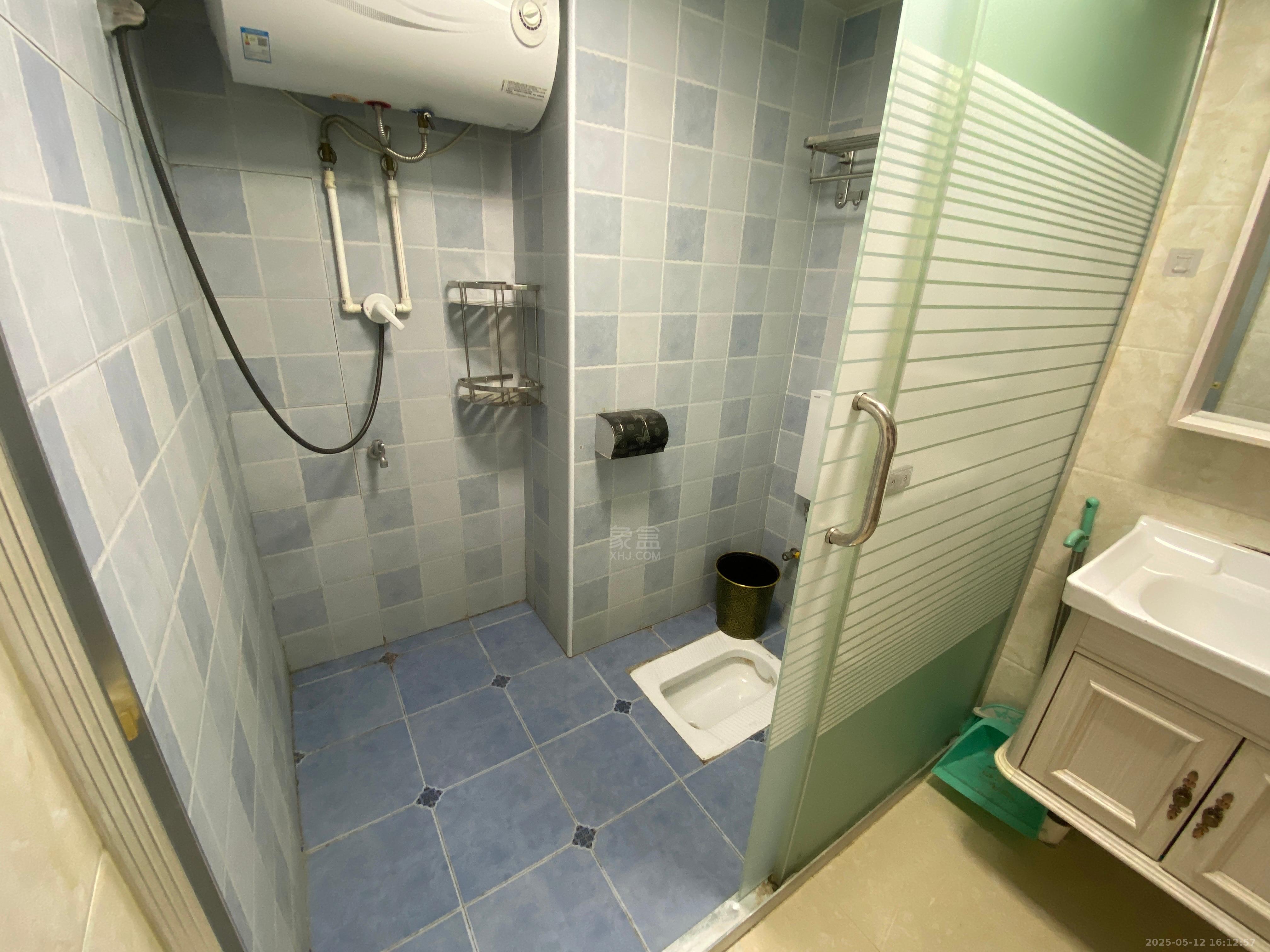 中泰财富湘江  1室1厅1卫   1200.00元/月室内图