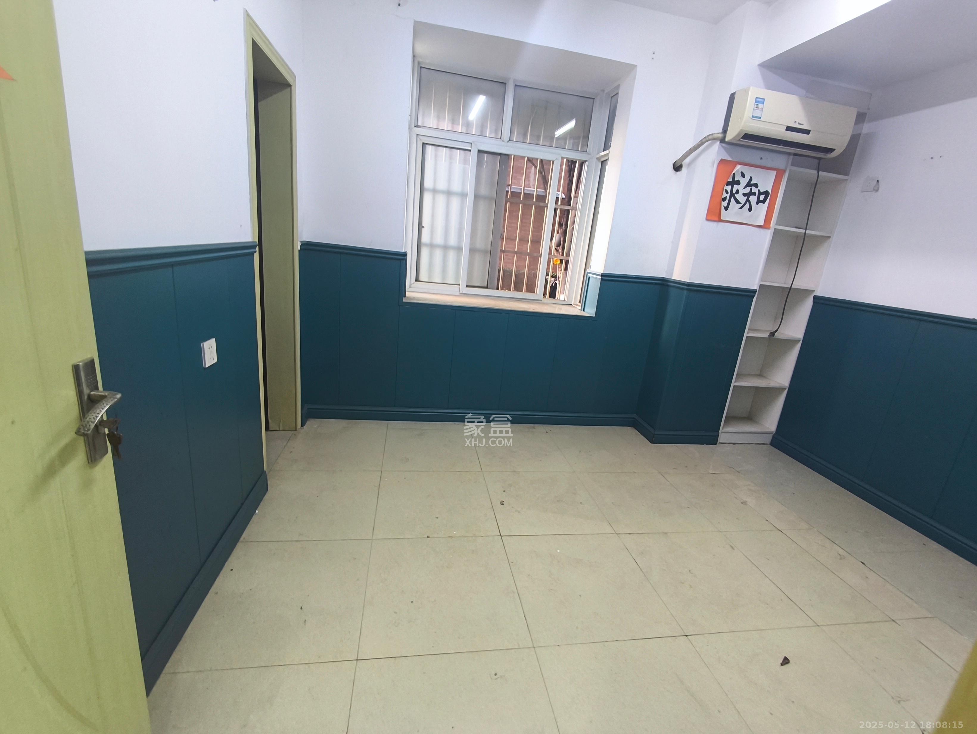 星城国际  4室2厅2卫    1600.0元/月 星城国际  4室2厅2卫    1600.0元/月室内图