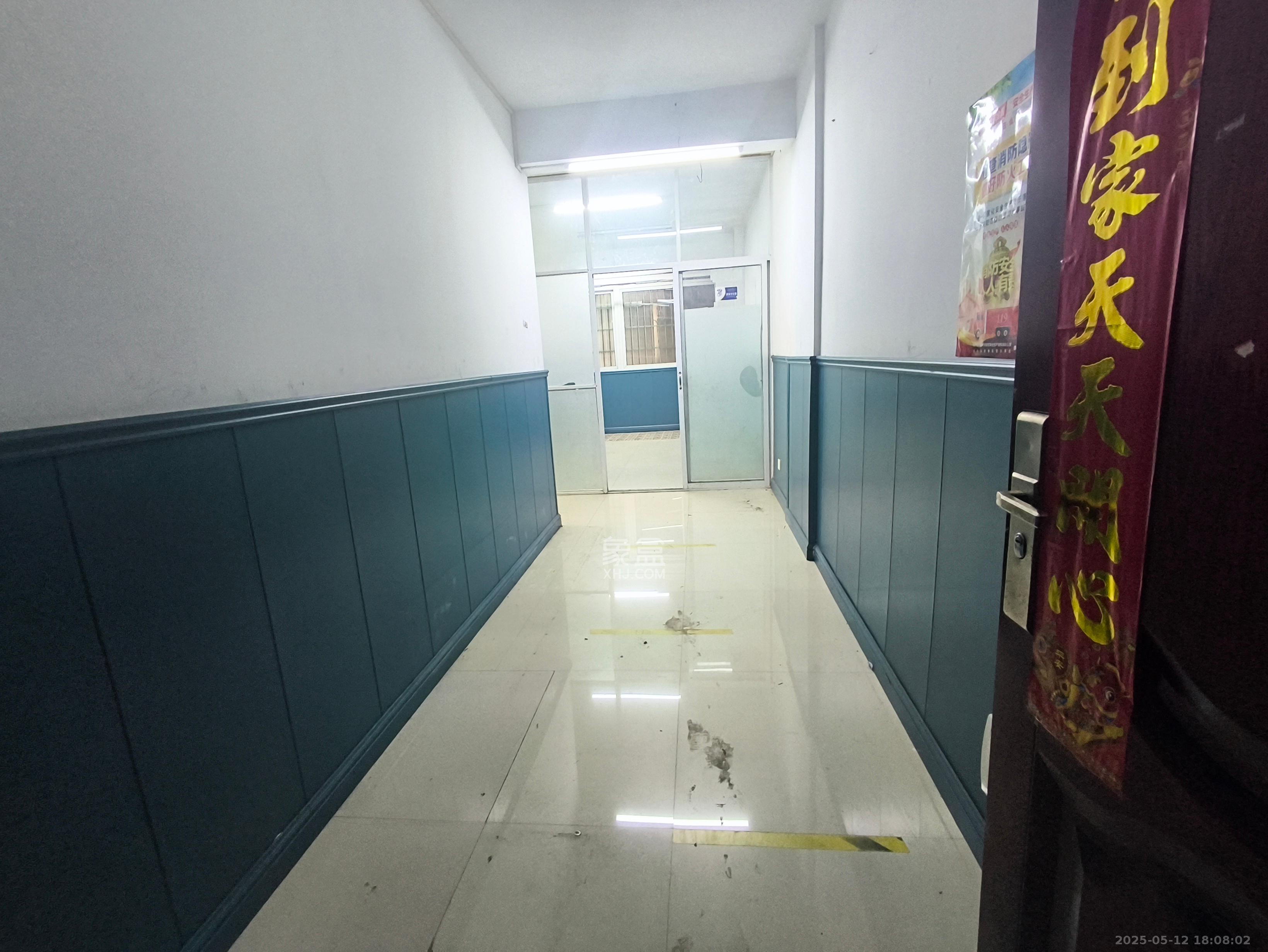 星城国际  4室2厅2卫    1600.0元/月 星城国际  4室2厅2卫    1600.0元/月室内图