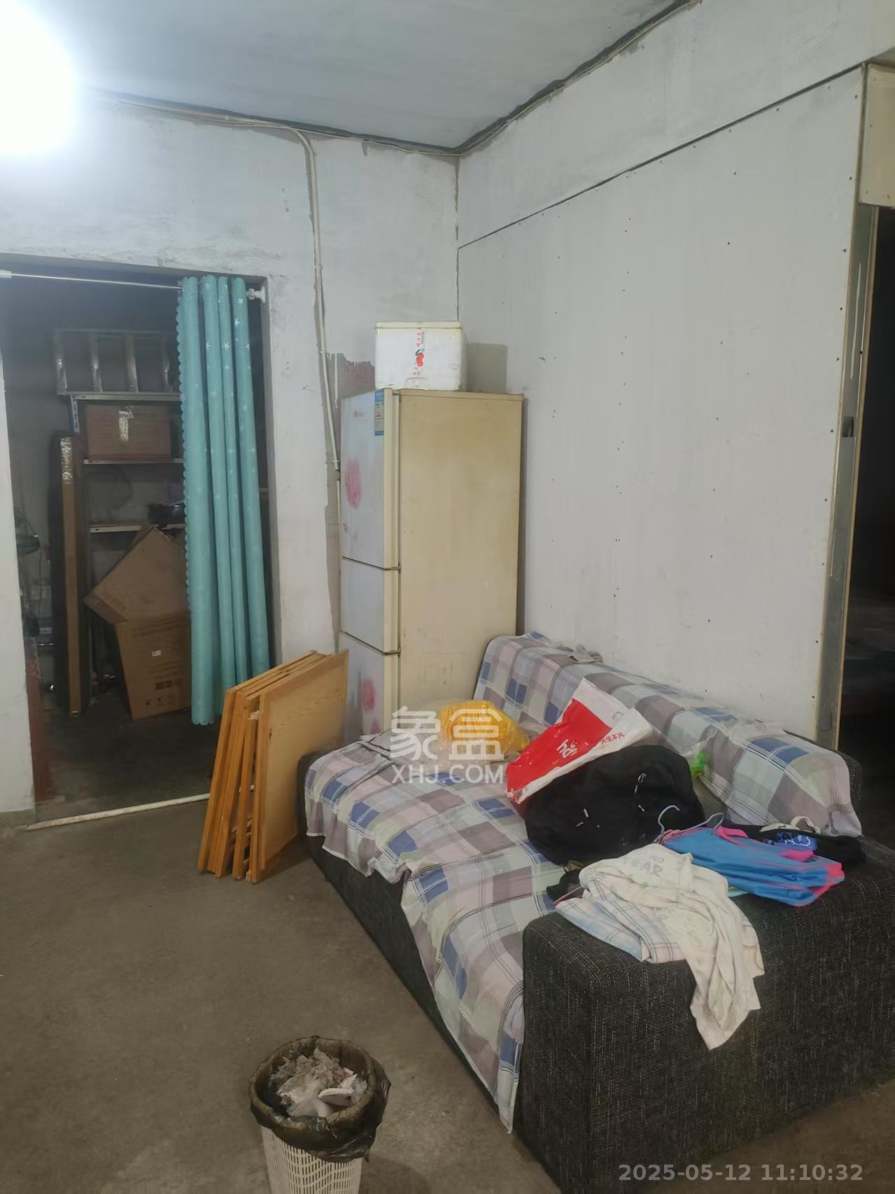 丽发新城  2室2厅1卫    1000.0元/月 丽发新城  2室2厅1卫    1000.0元/月室内图