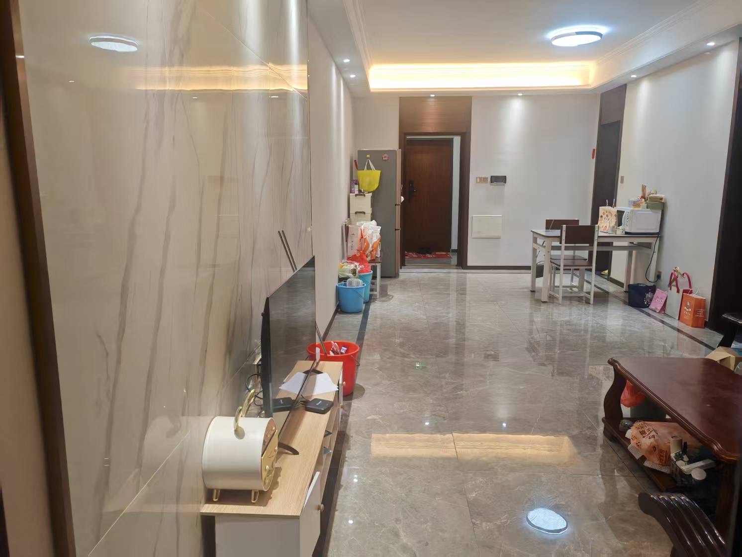 天街华府（海南新天地）  3室2厅1卫   3600.00元/月室内图
