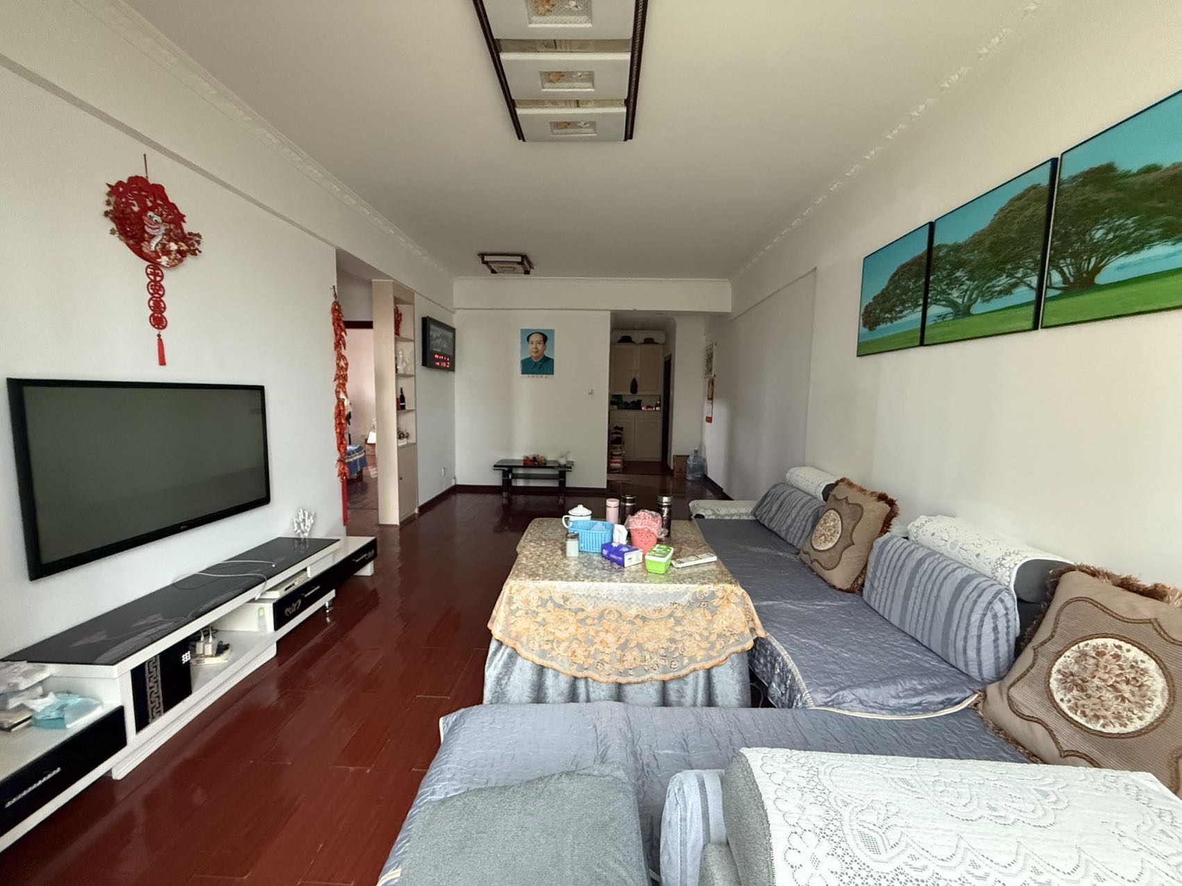 崇和中苑 2室1厅1卫 55.8万 崇和中苑 2室1厅1卫 55.8万客厅