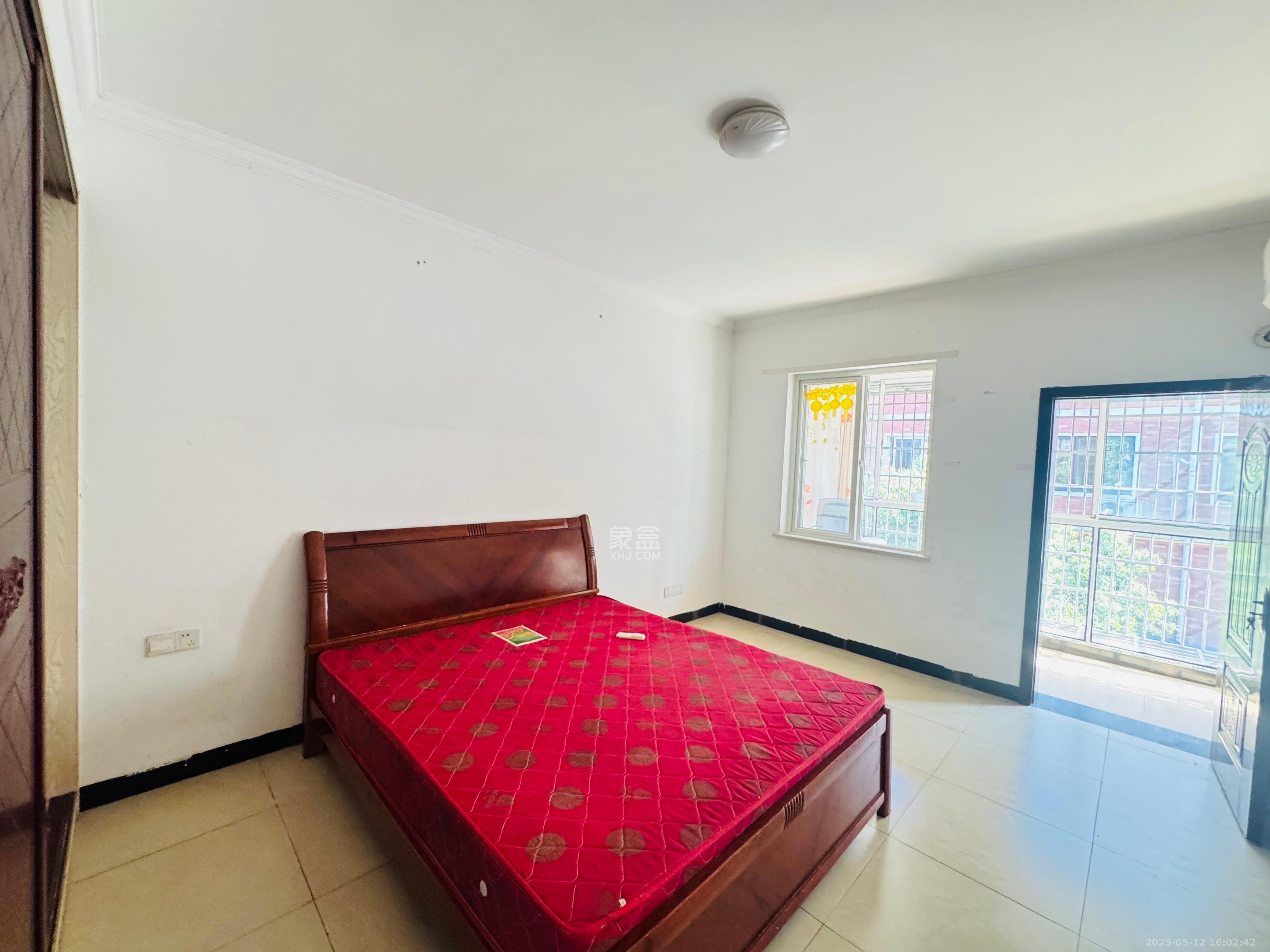 金鹰机电大市场  2室2厅1卫    1100.0元/月 金鹰机电大市场  2室2厅1卫    1100.0元/月室内图