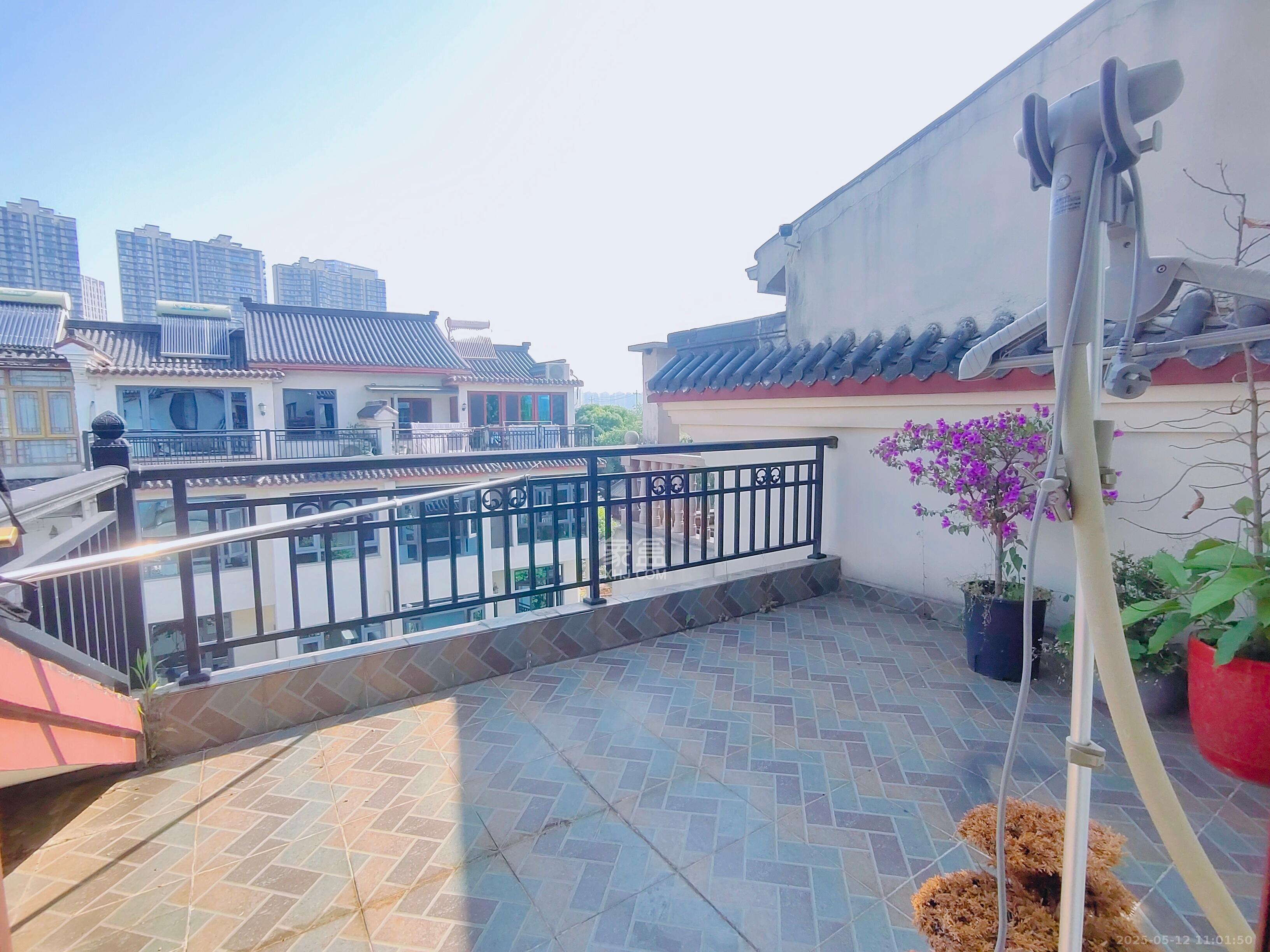 汀湘十里 7室3厅4卫 15000.0元/月 汀湘十里 7室3厅4卫 15000.0元/月室内图