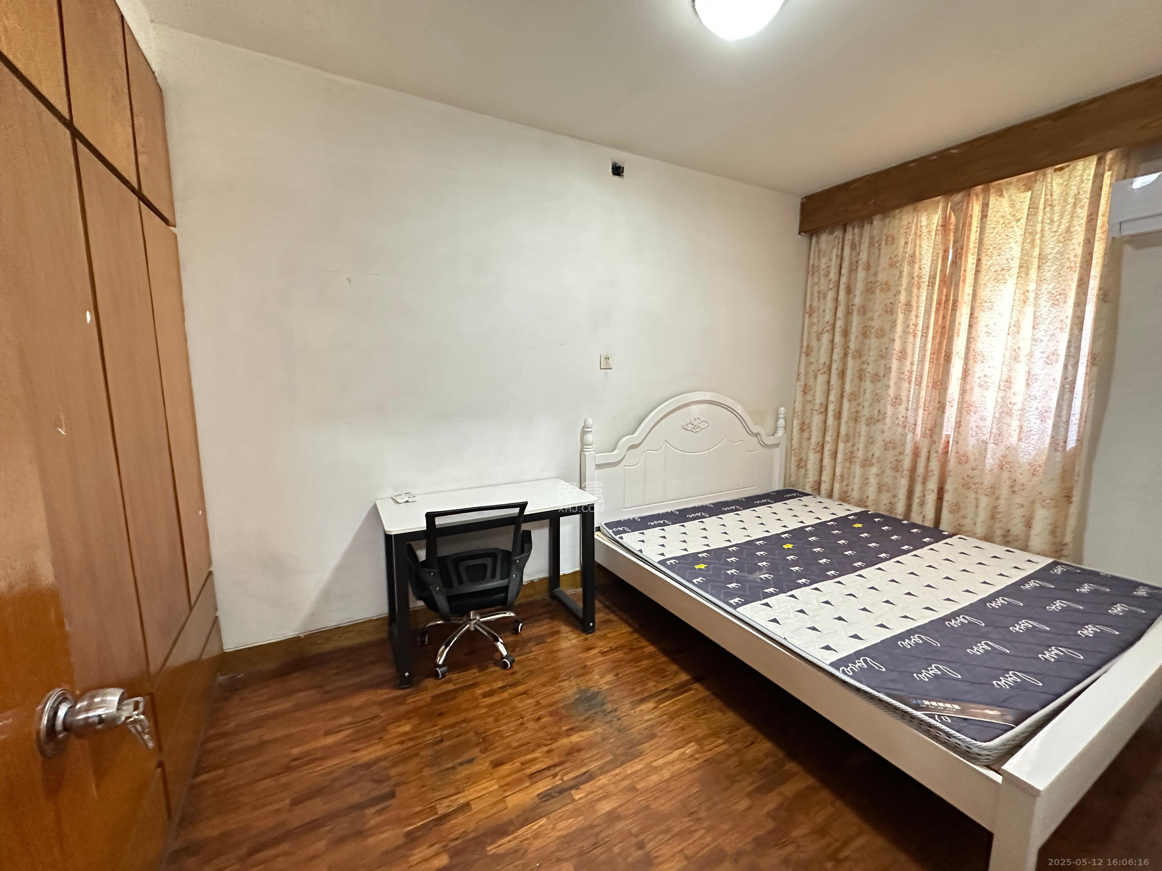 桔园小区1-8片  2室1厅1卫    1500.0元/月 桔园小区1-8片  2室1厅1卫    1500.0元/月室内图