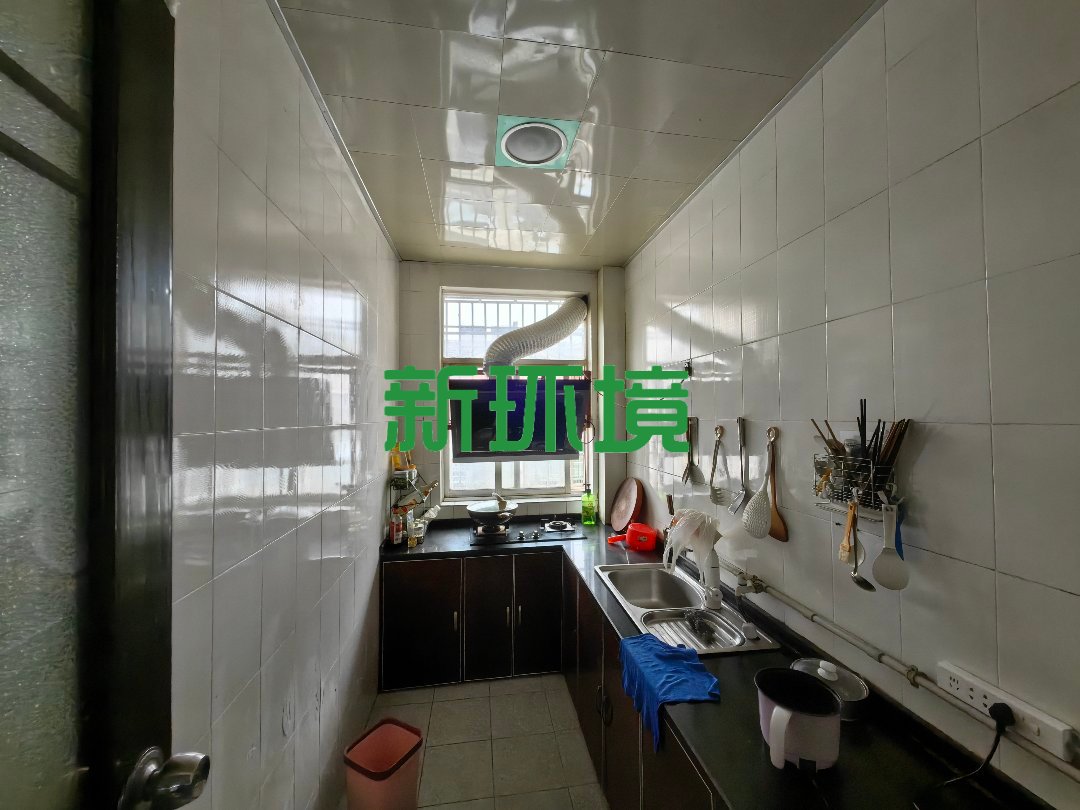 汇景名都  3室2厅2卫   52.80万客厅