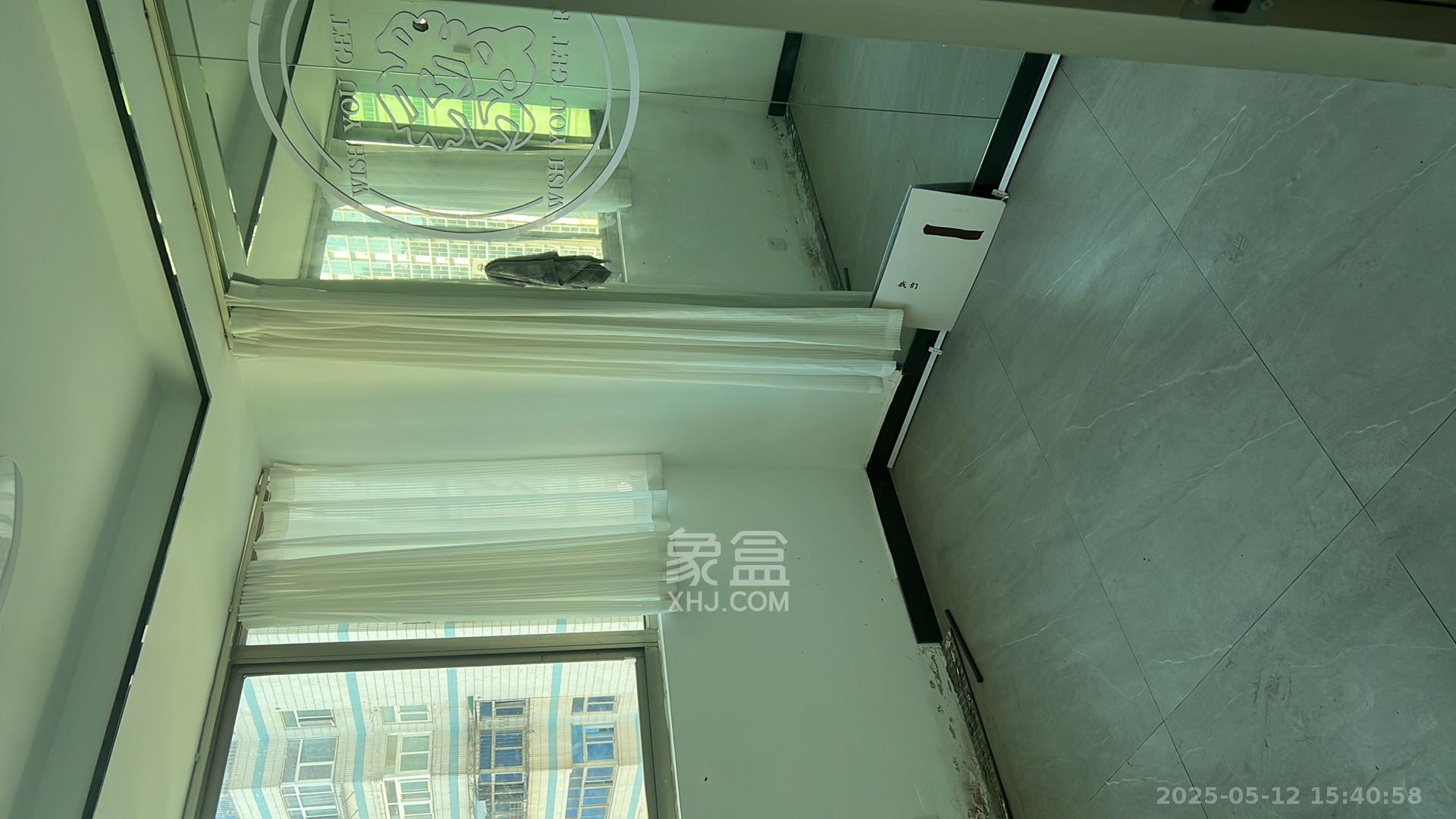 上城星座  2室1厅1卫    1700.0元/月室内图