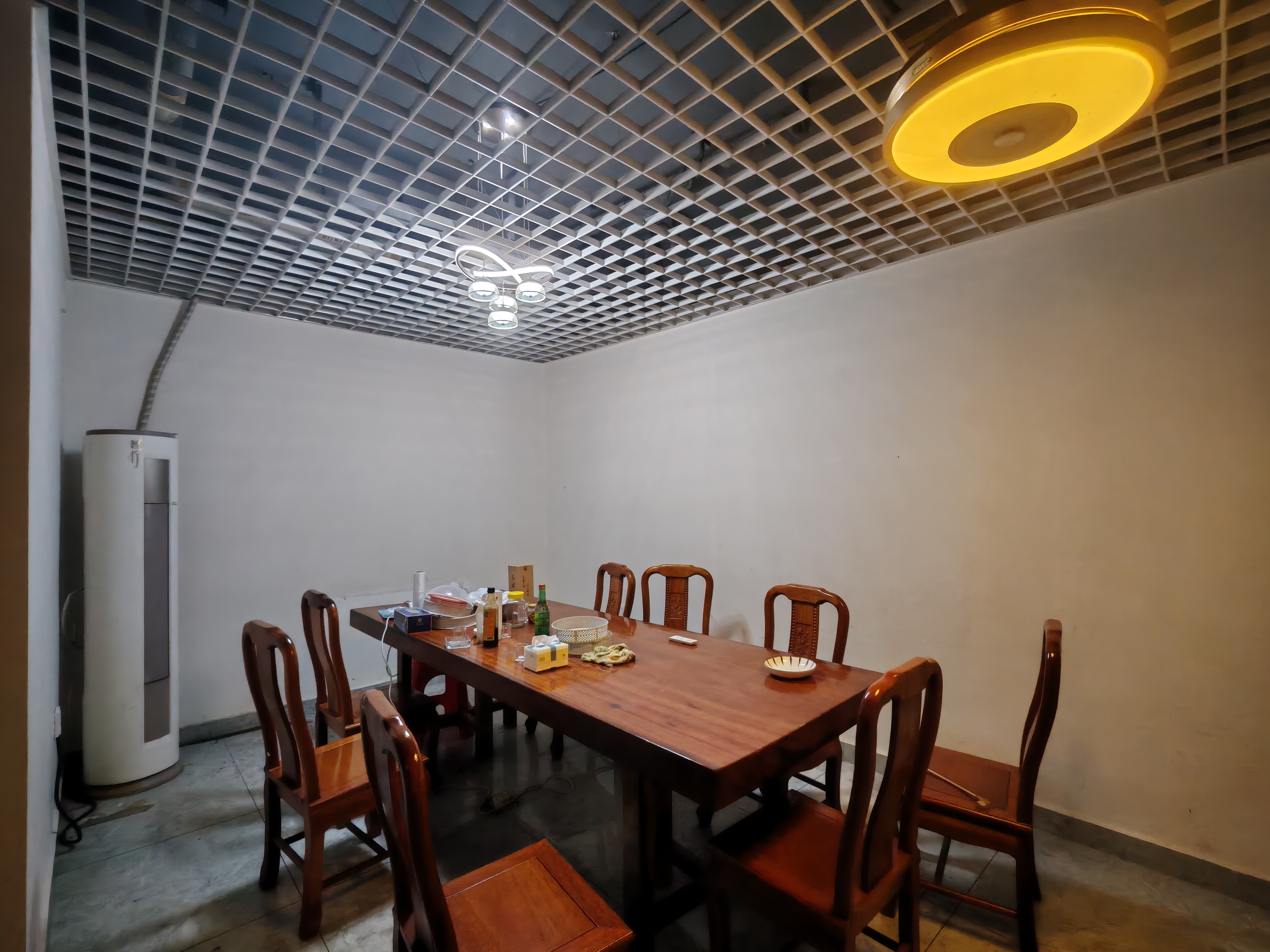 鸿洲江山 1室0厅0卫 9000.0元/月 鸿洲江山 1室0厅0卫 9000.0元/月室内图