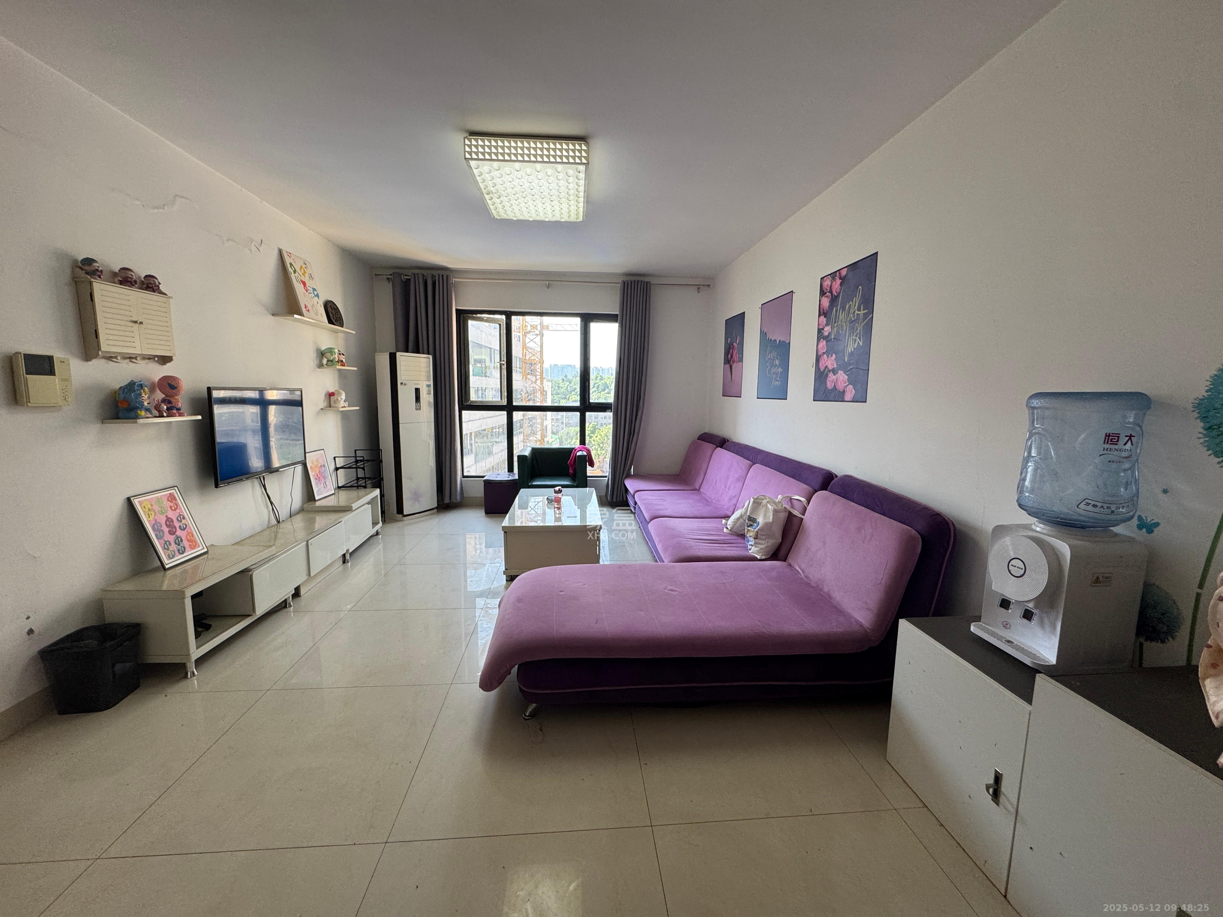 湘江锦绣 3室2厅2卫 2700.0元/月 湘江锦绣 3室2厅2卫 2700.0元/月室内图