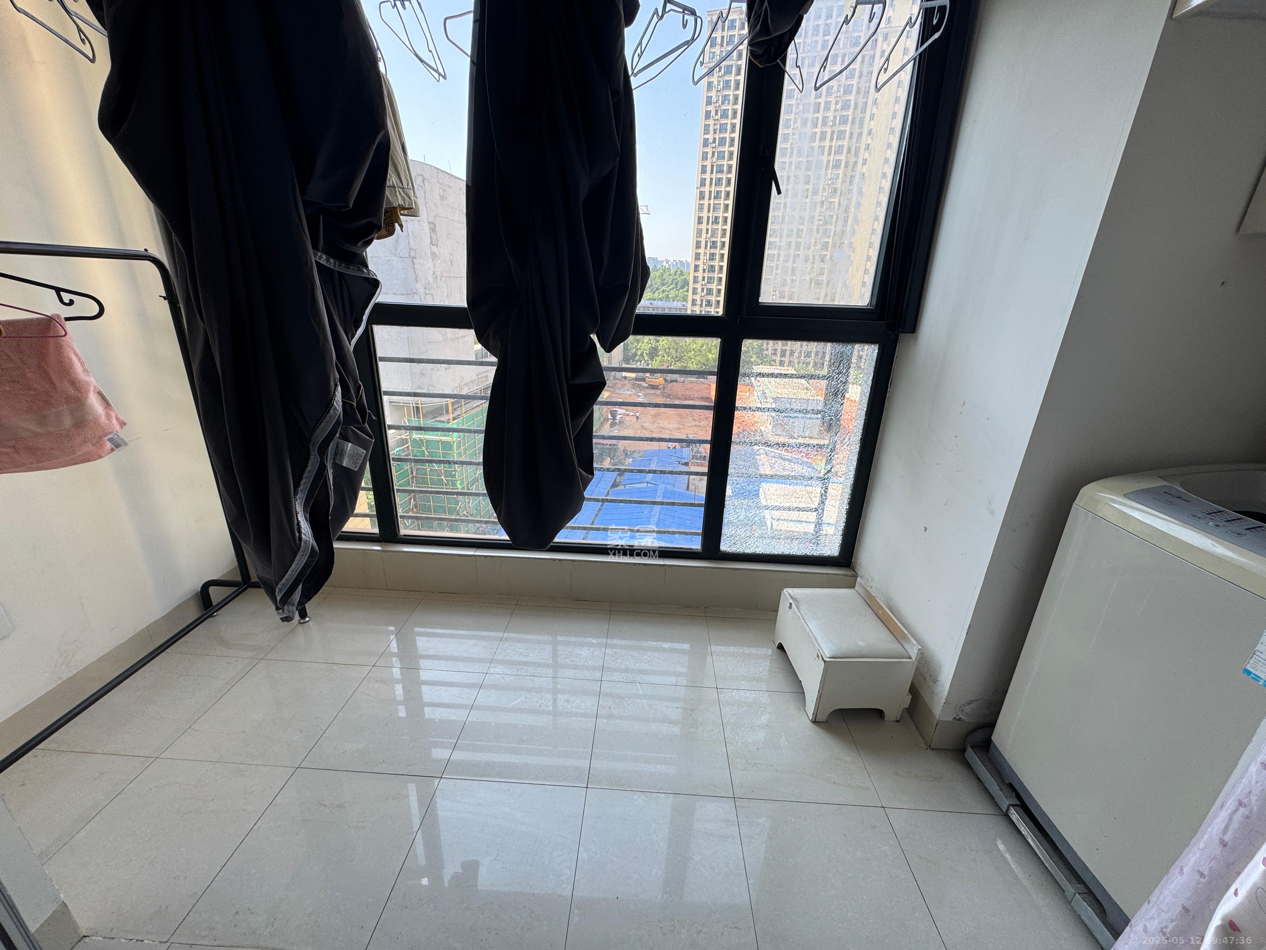 湘江锦绣 3室2厅2卫 2700.0元/月 湘江锦绣 3室2厅2卫 2700.0元/月室内图