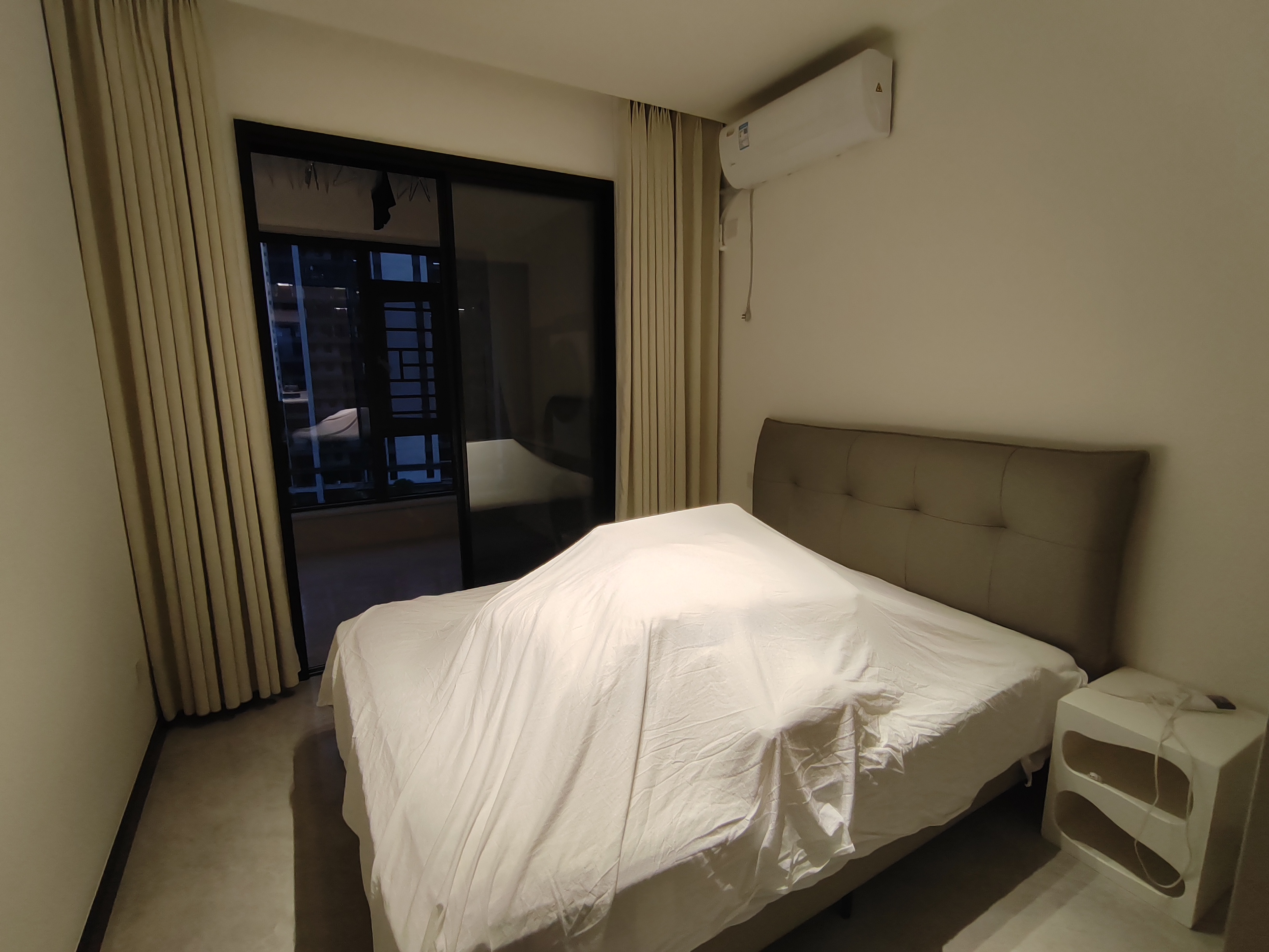 湘悦青春里  5室2厅2卫   156.80万客厅