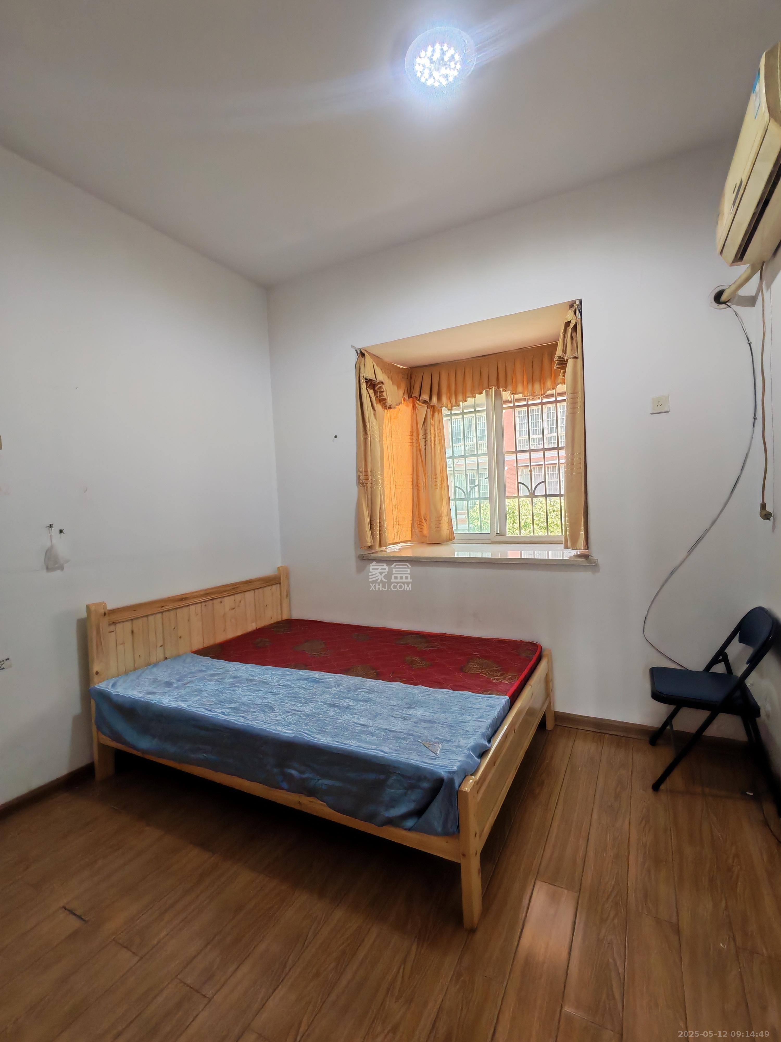 东城名苑 3室2厅2卫 1500.0元/月 东城名苑 3室2厅2卫 1500.0元/月室内图